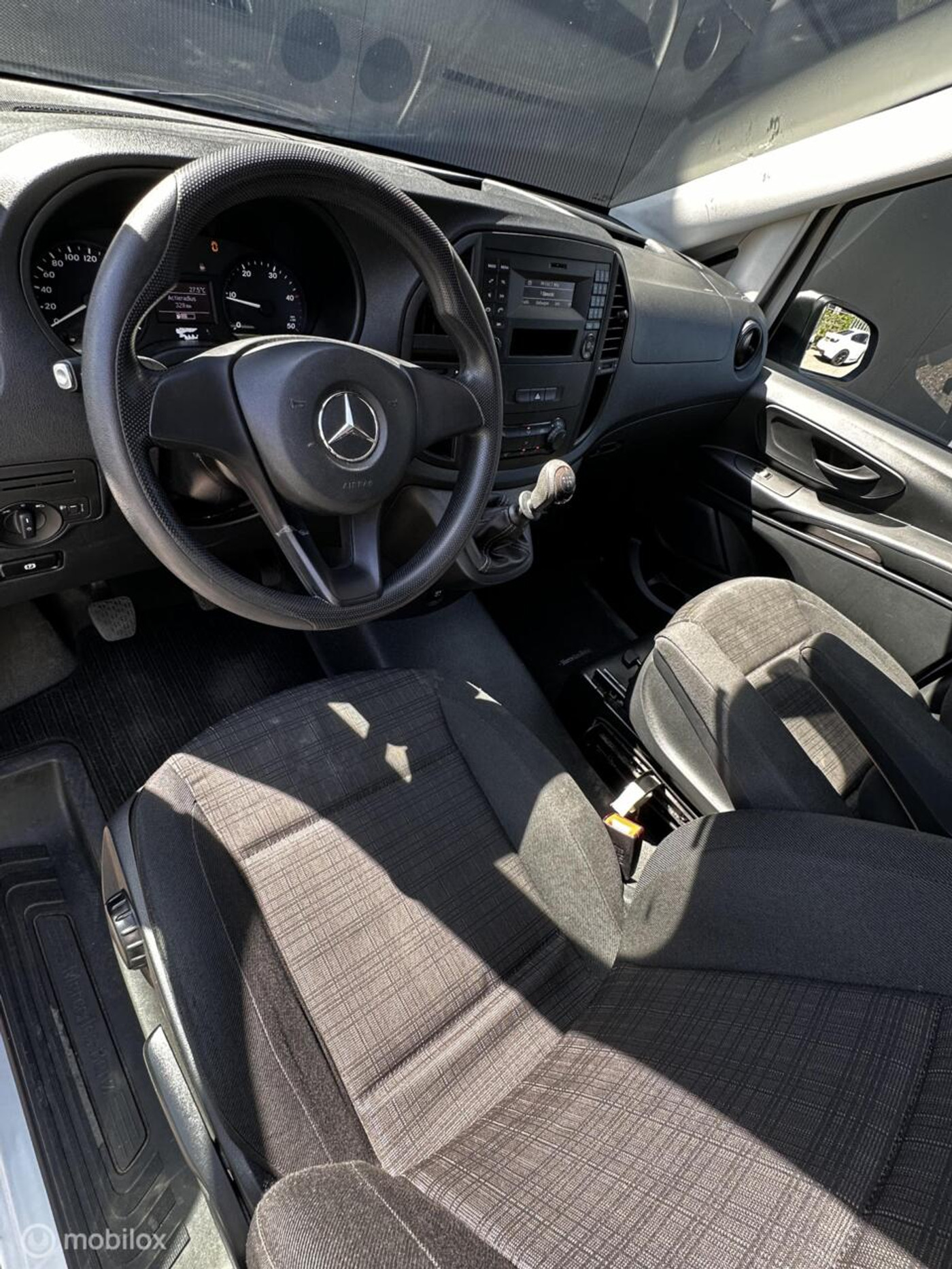 Foto van Mercedes-Benz Vito Tourer
