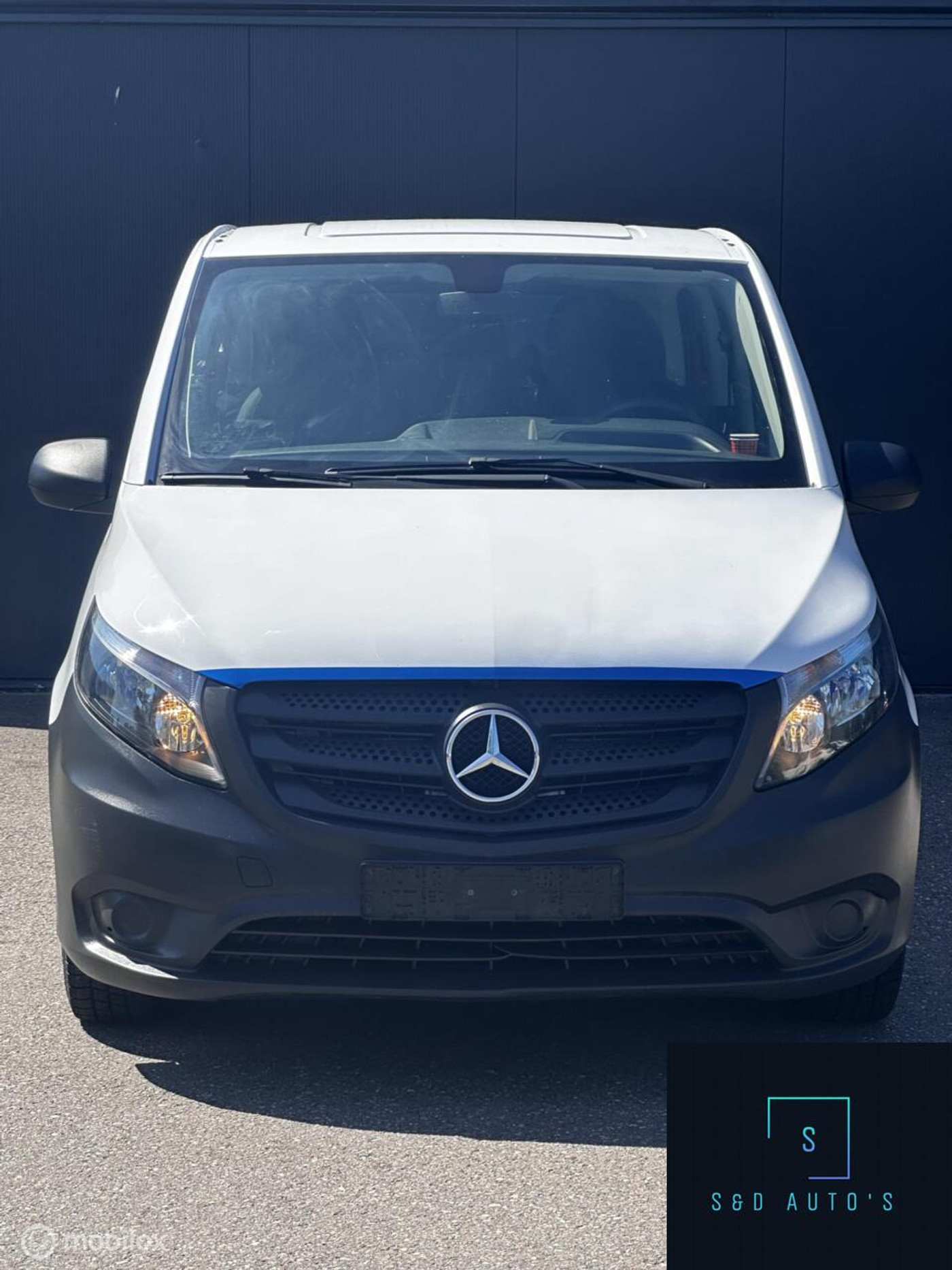 Foto van Mercedes-Benz Vito Tourer