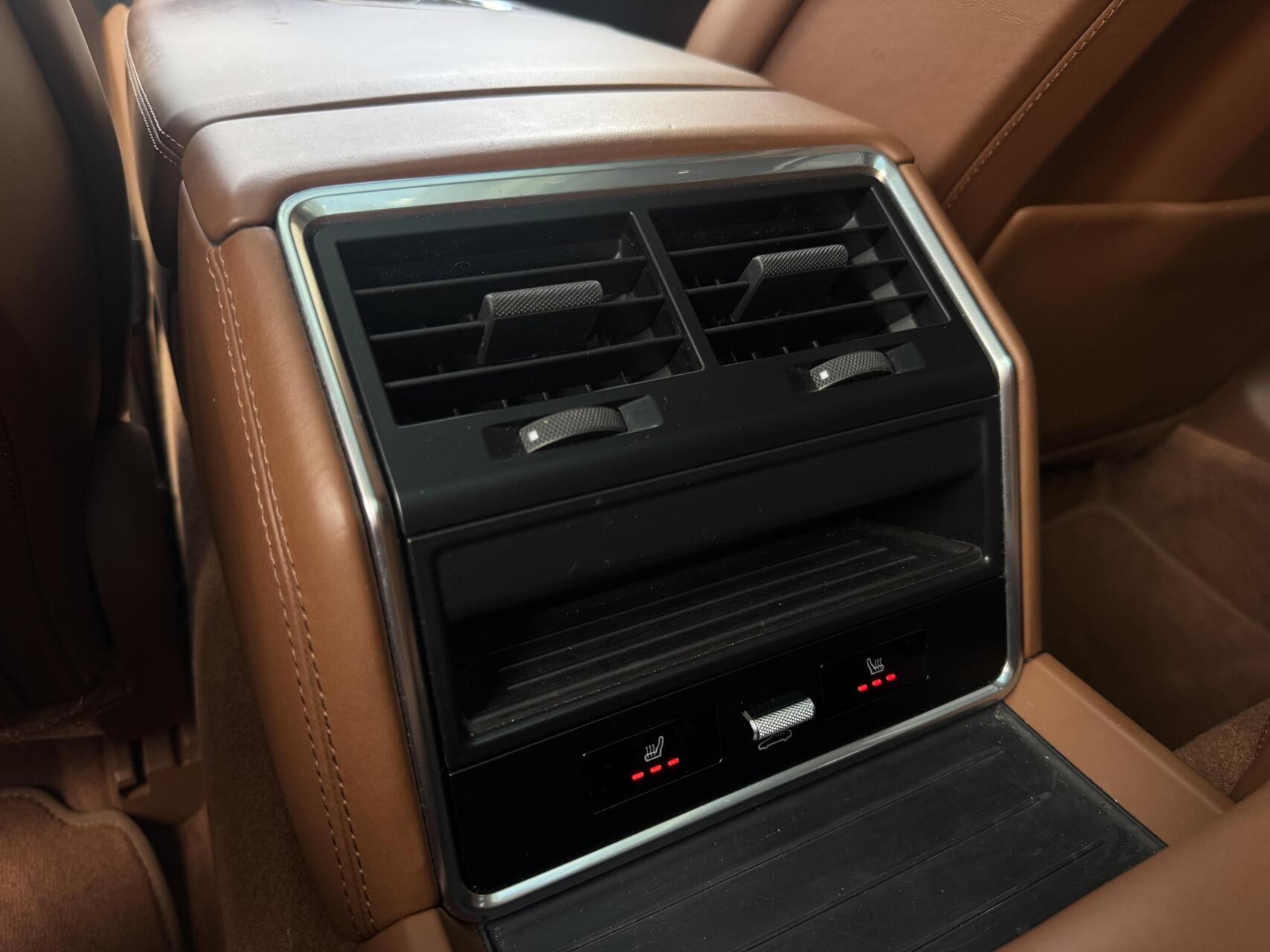 Foto van Porsche Panamera Turbo