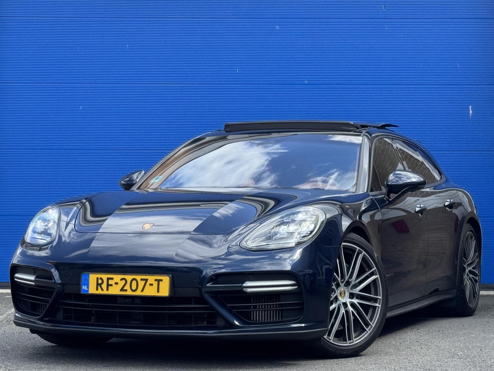 Porsche Panamera Turbo 4.0 Turbo | Sport Chrono | Sport & design | Trekhaak 2017 - voorkant