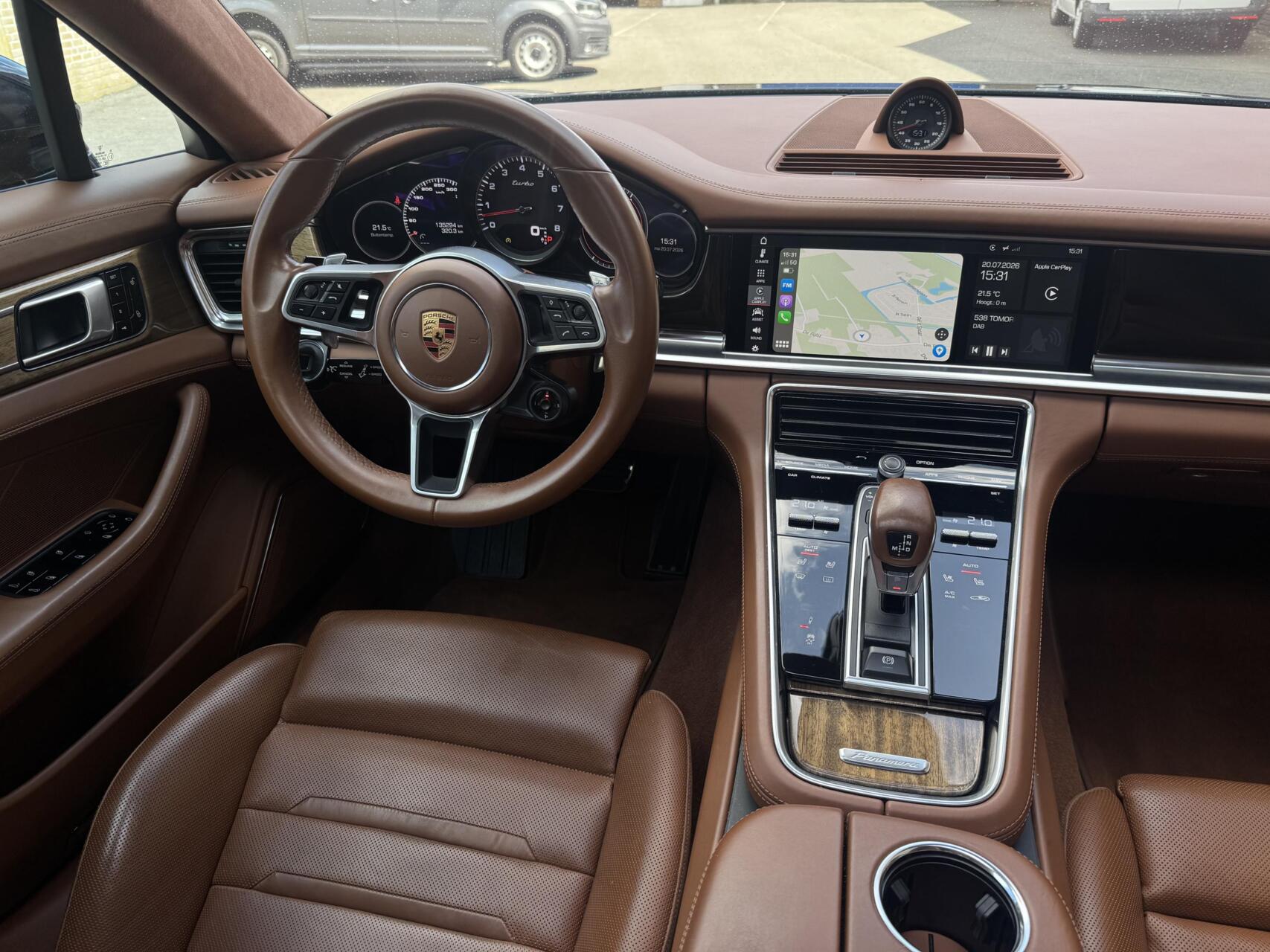 Foto van Porsche Panamera Turbo