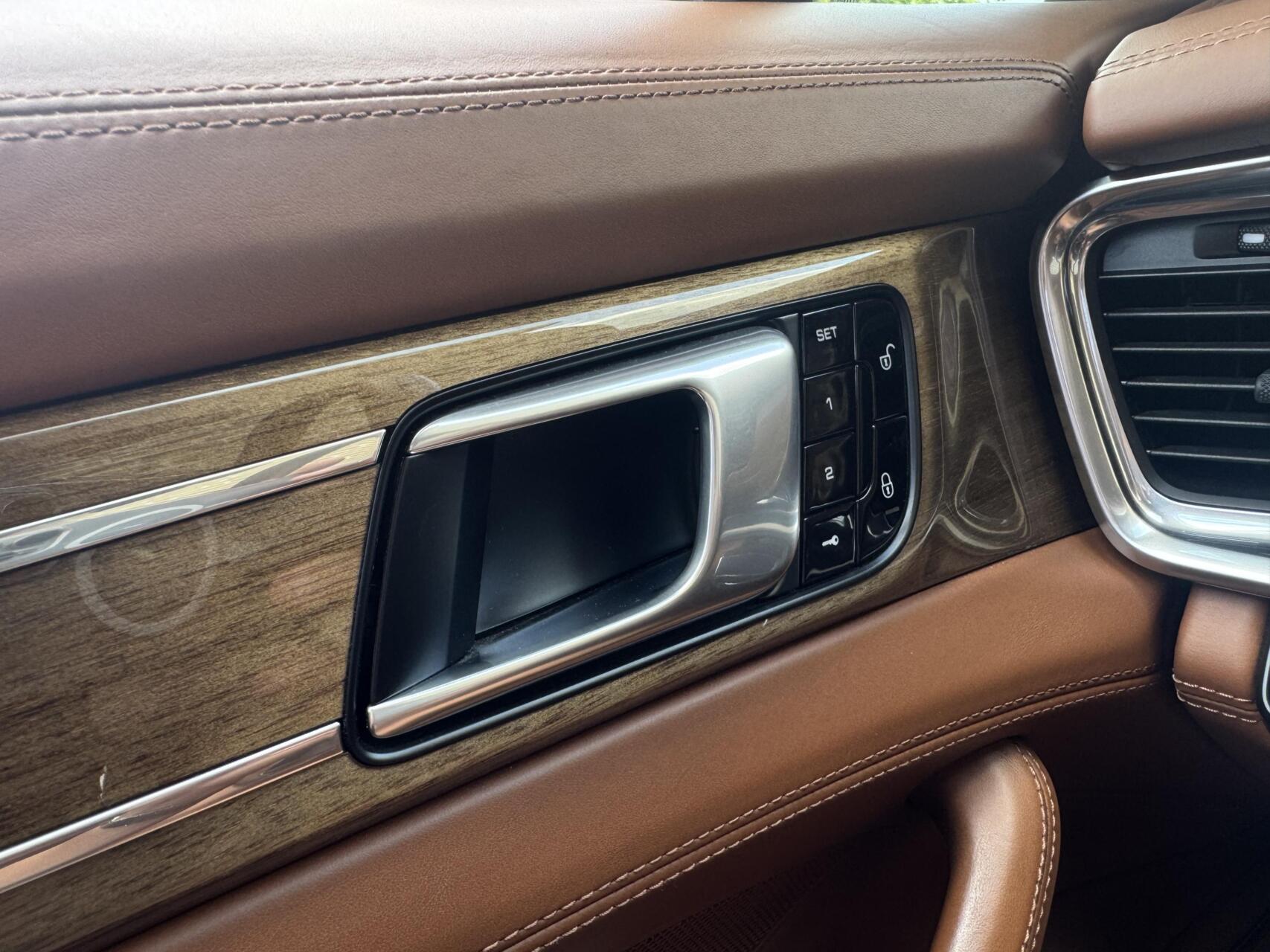 Foto van Porsche Panamera Turbo