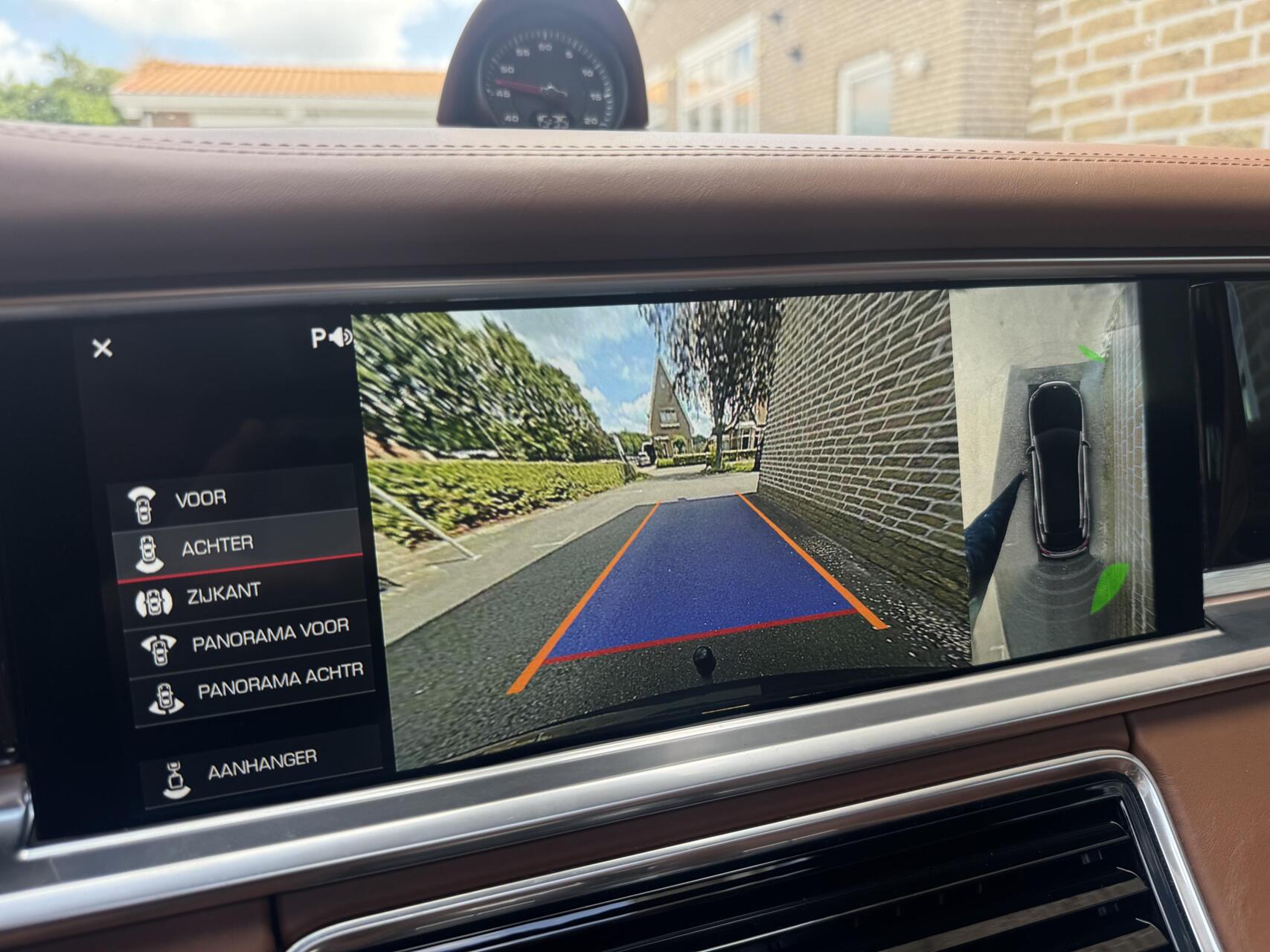 Foto van Porsche Panamera Turbo