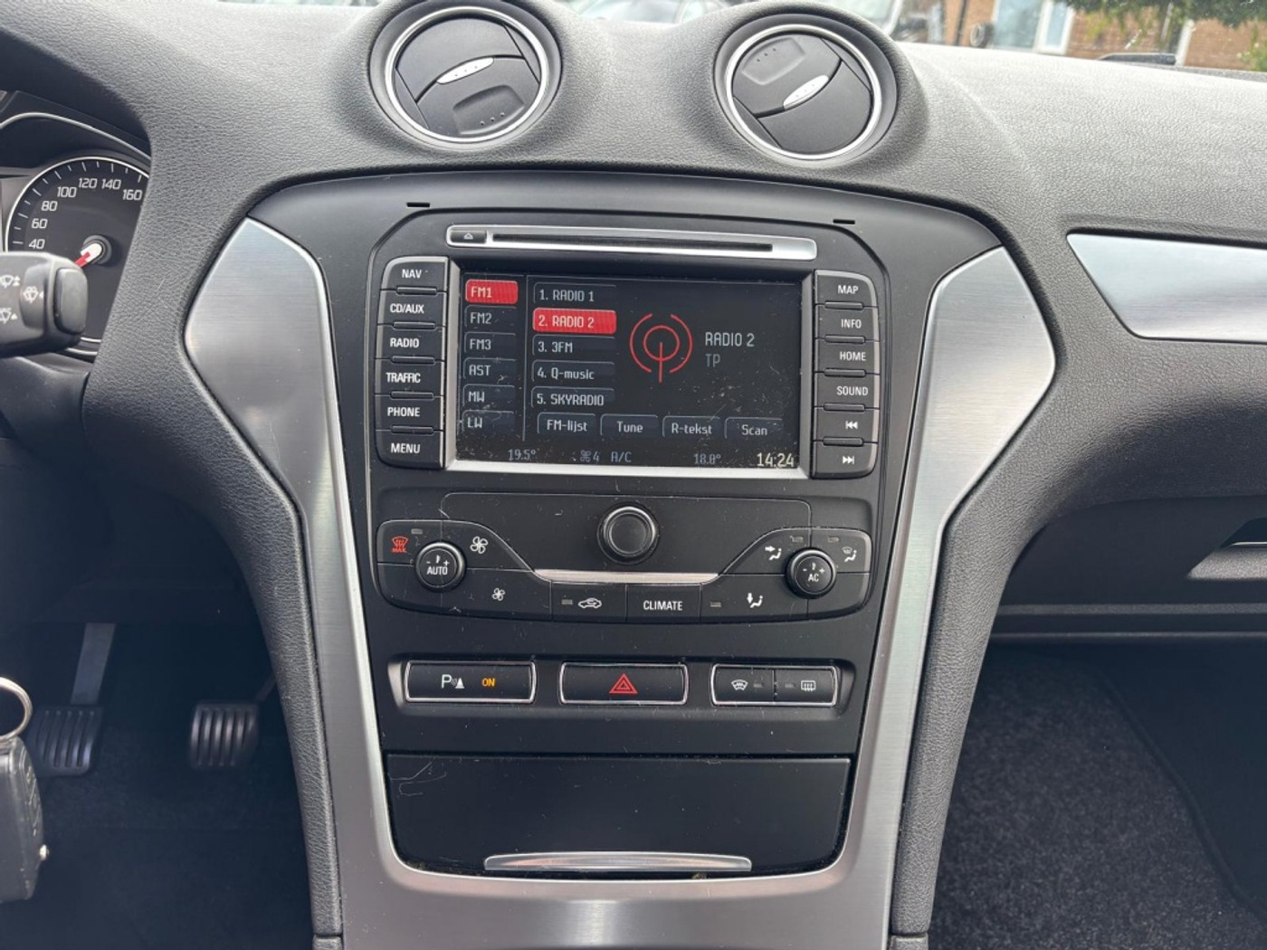 Foto van Ford Mondeo