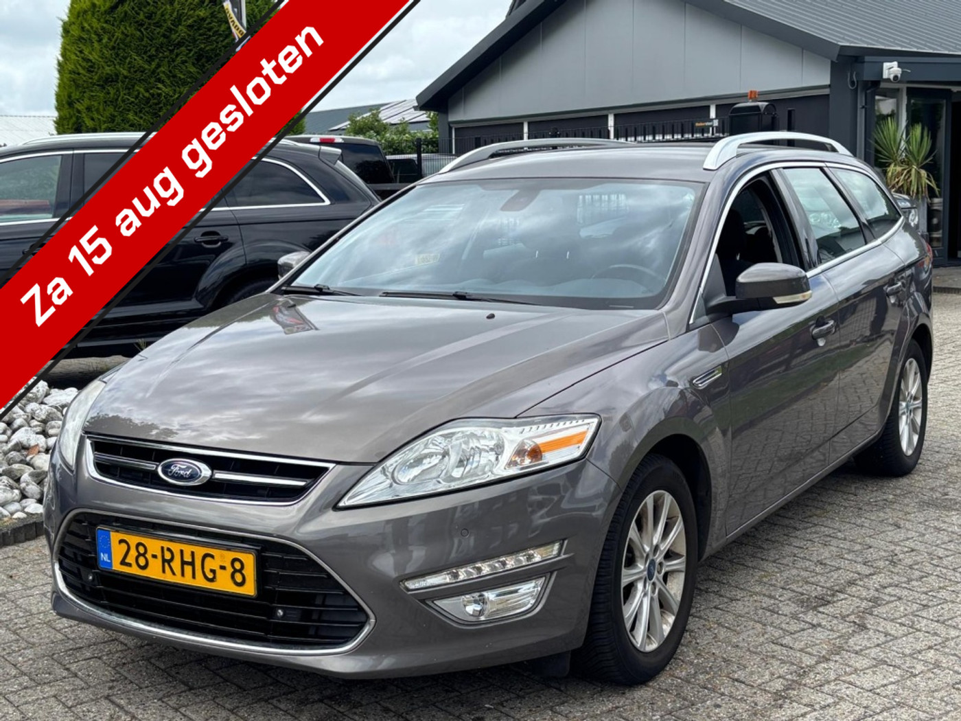 Ford Mondeo 1.6 Benzine Titanium 2011 Facelift Trekhaak LED 2011 - voorkant