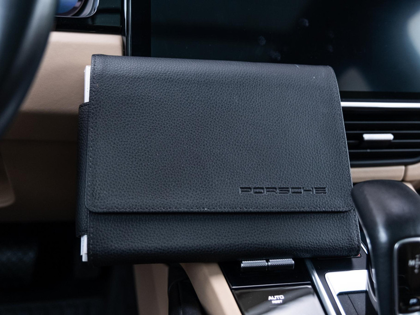 Foto van Porsche Cayenne E-hybrid