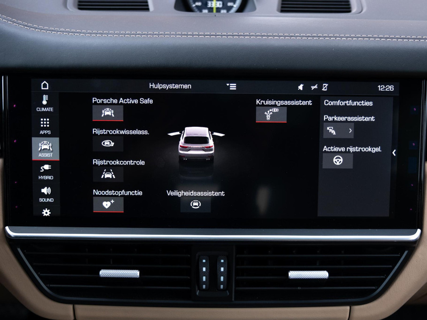 Foto van Porsche Cayenne E-hybrid