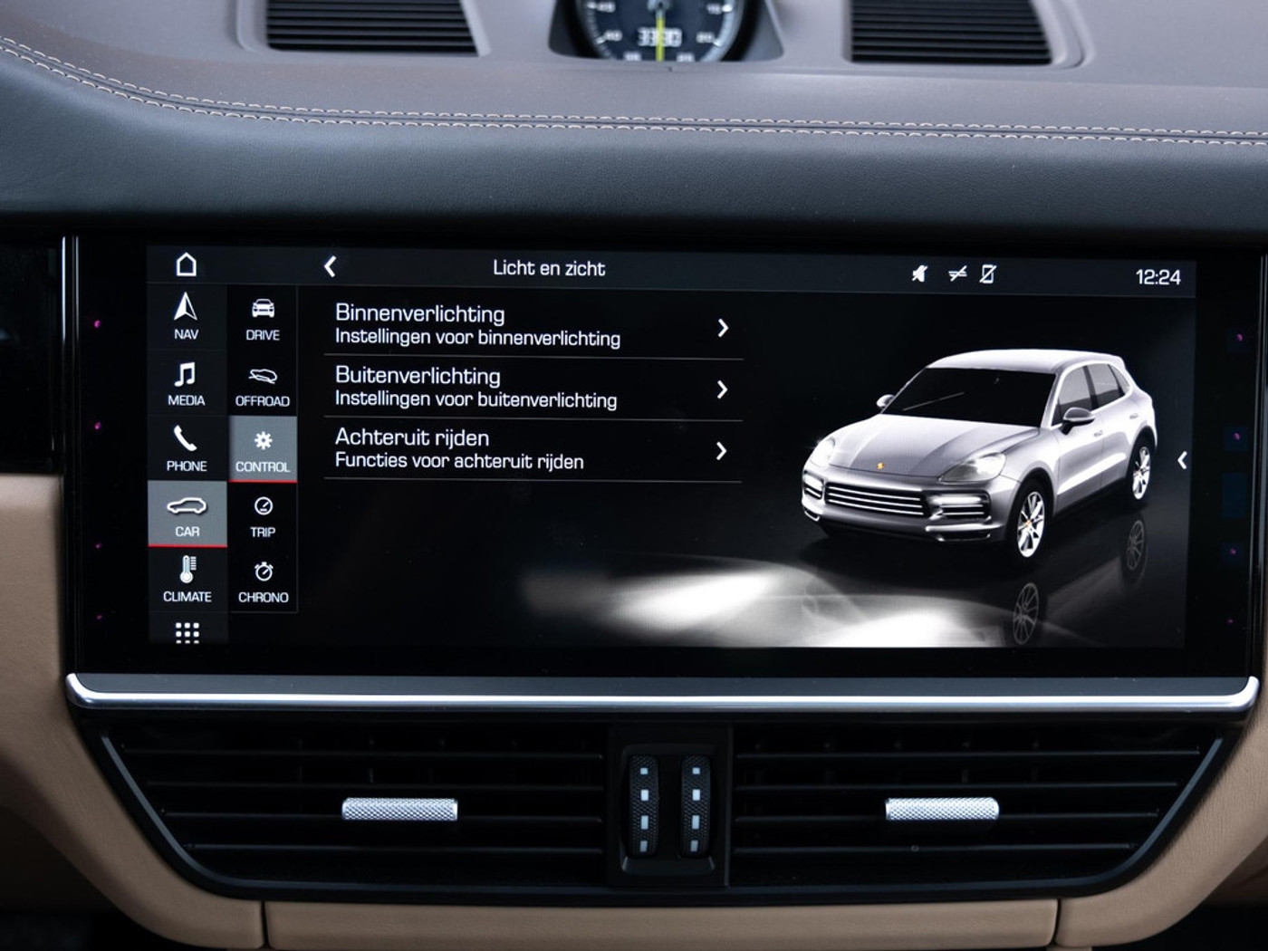 Foto van Porsche Cayenne E-hybrid