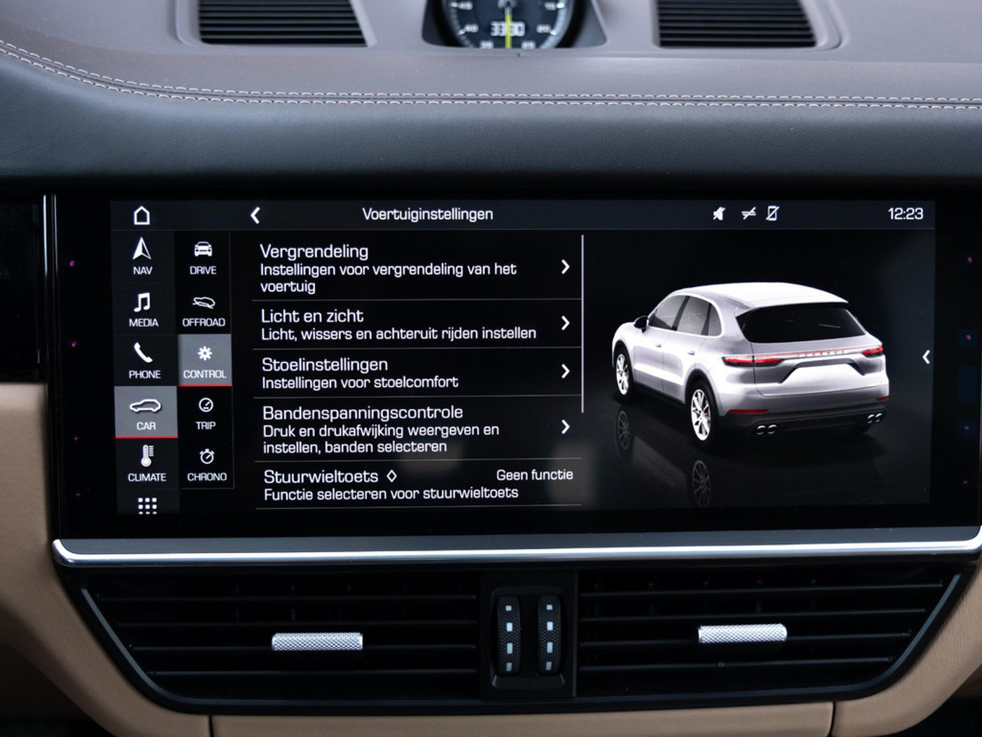 Foto van Porsche Cayenne E-hybrid