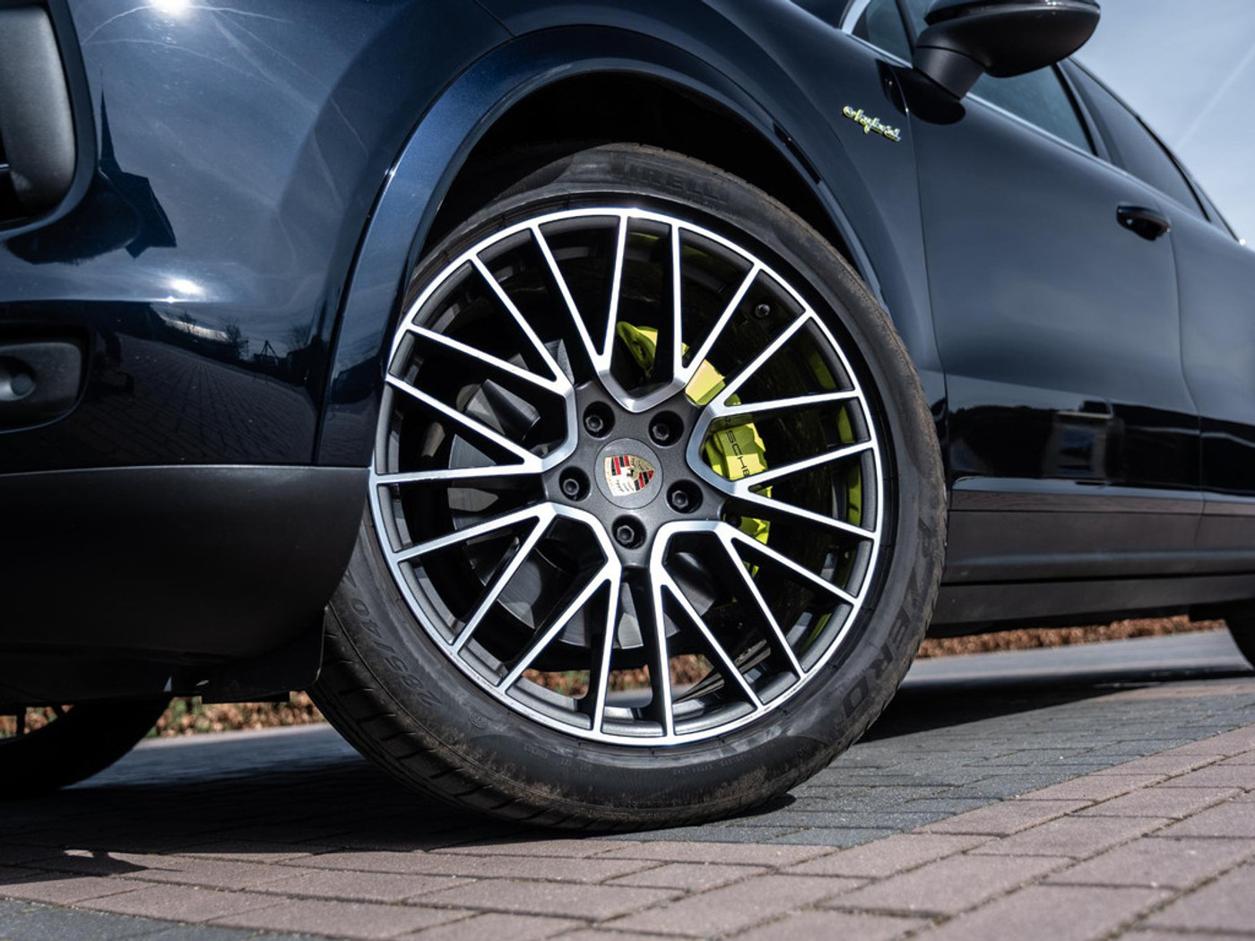 Foto van Porsche Cayenne E-hybrid