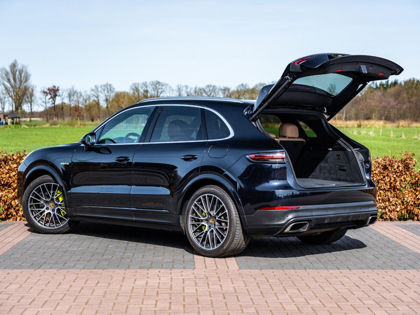 Foto van Porsche Cayenne E-hybrid