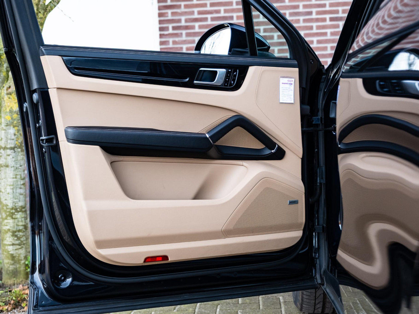 Foto van Porsche Cayenne E-hybrid