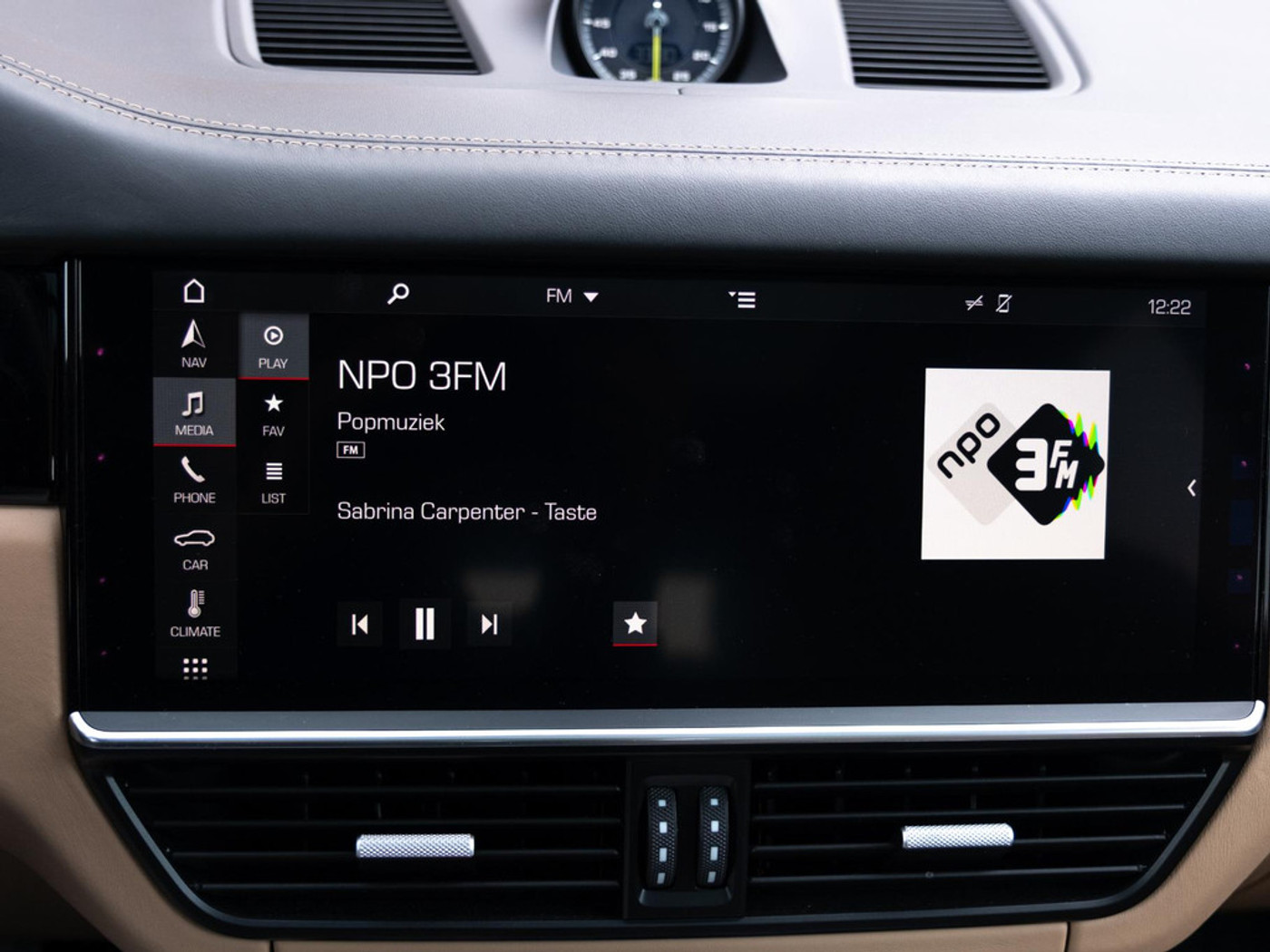 Foto van Porsche Cayenne E-hybrid