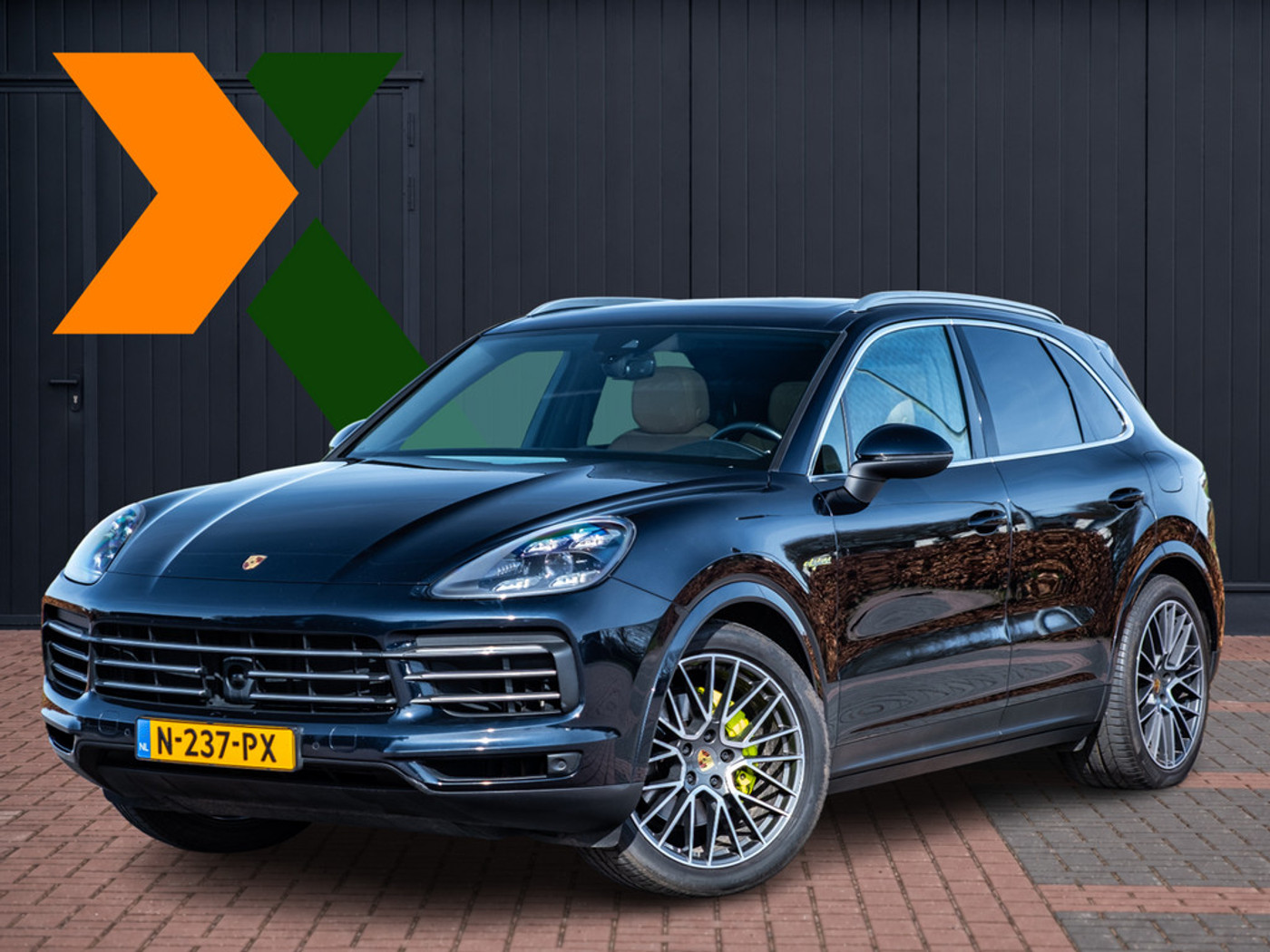 Porsche Cayenne E-hybrid 3.0 E-Hybrid Aut. | Panodak | SportChrono | Softclose | 20” LM | 2018 - voorkant