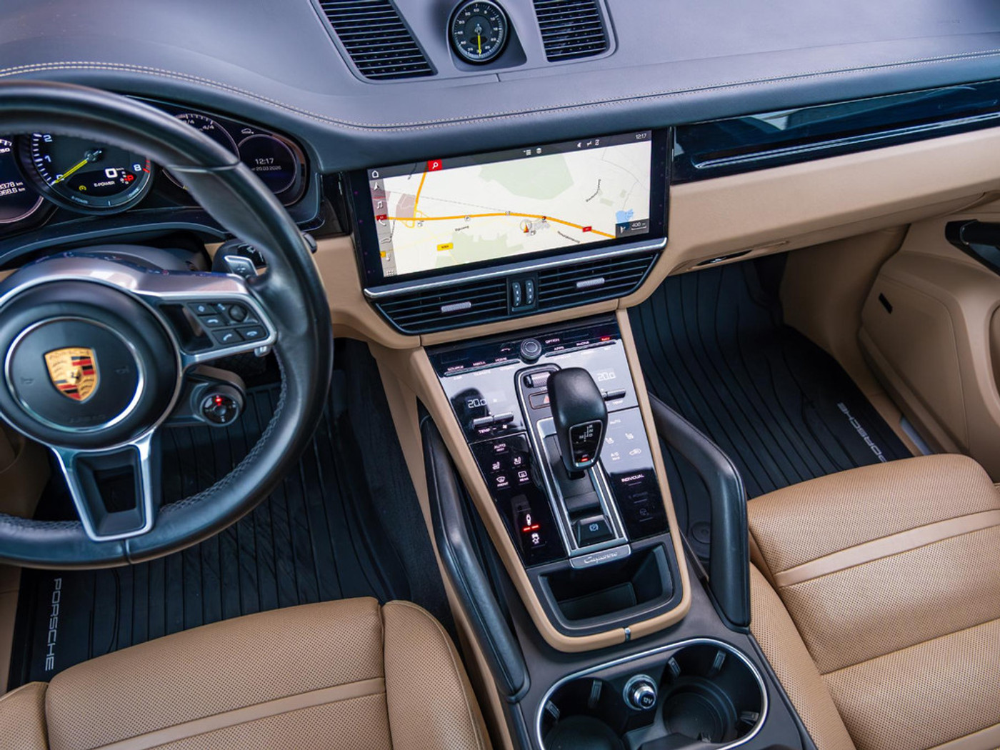 Foto van Porsche Cayenne E-hybrid