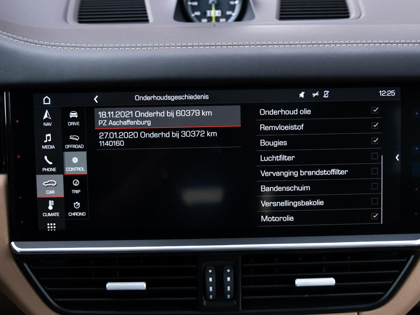 Foto van Porsche Cayenne E-hybrid