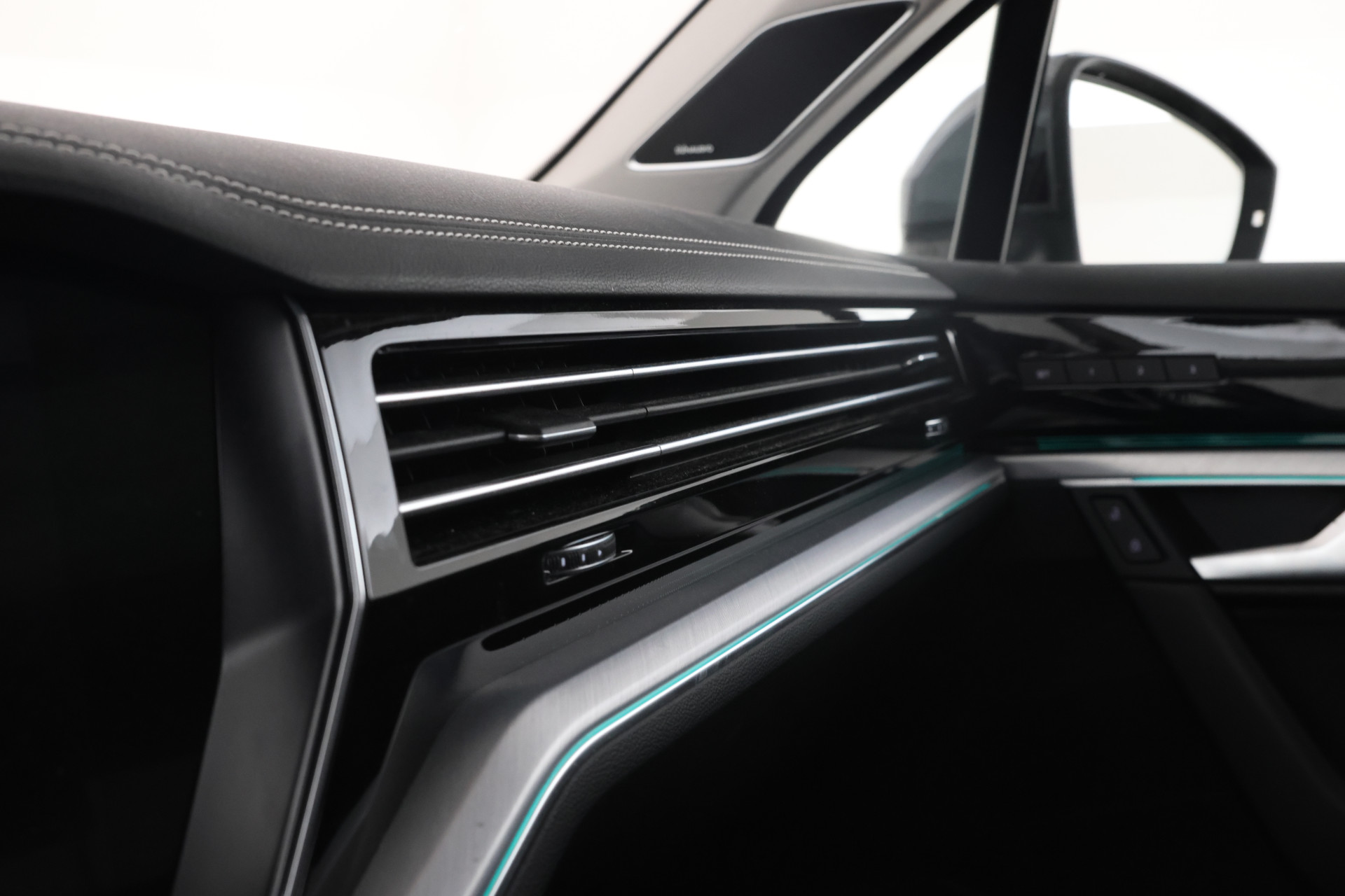 Foto van Volkswagen Touareg Ehybrid