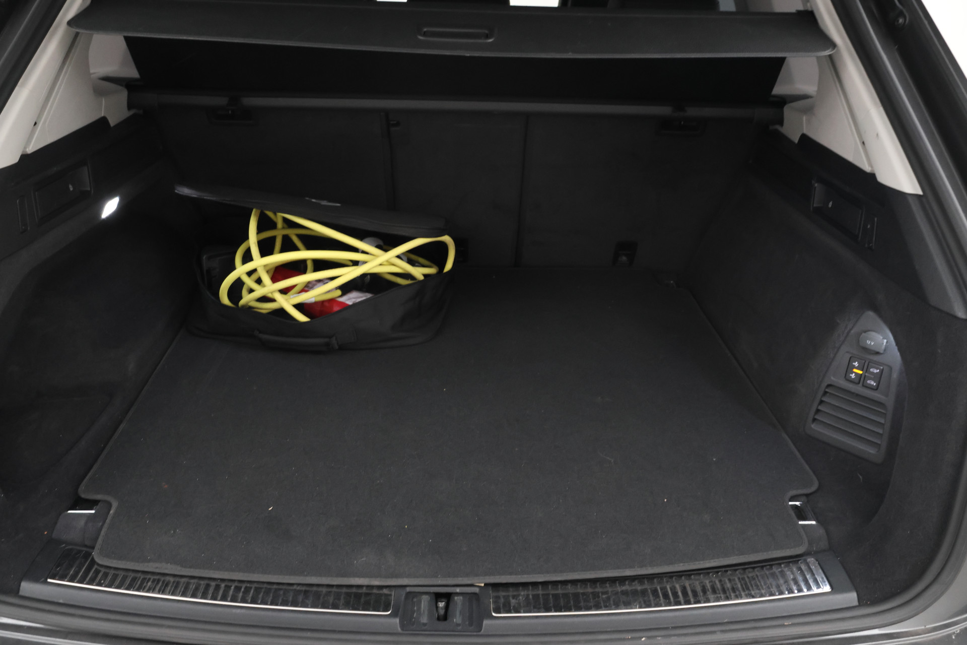 Foto van Volkswagen Touareg Ehybrid