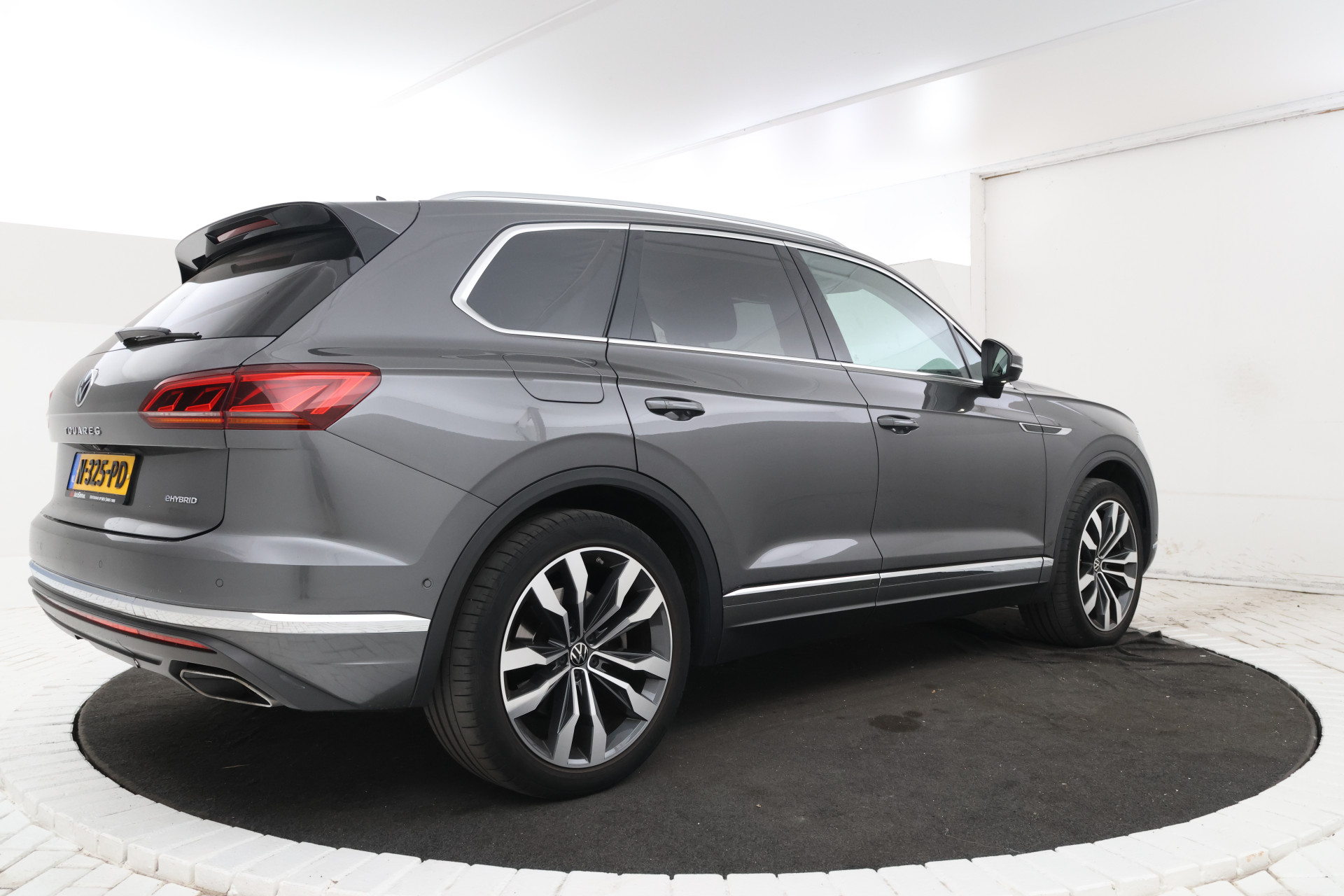 Foto van Volkswagen Touareg Ehybrid