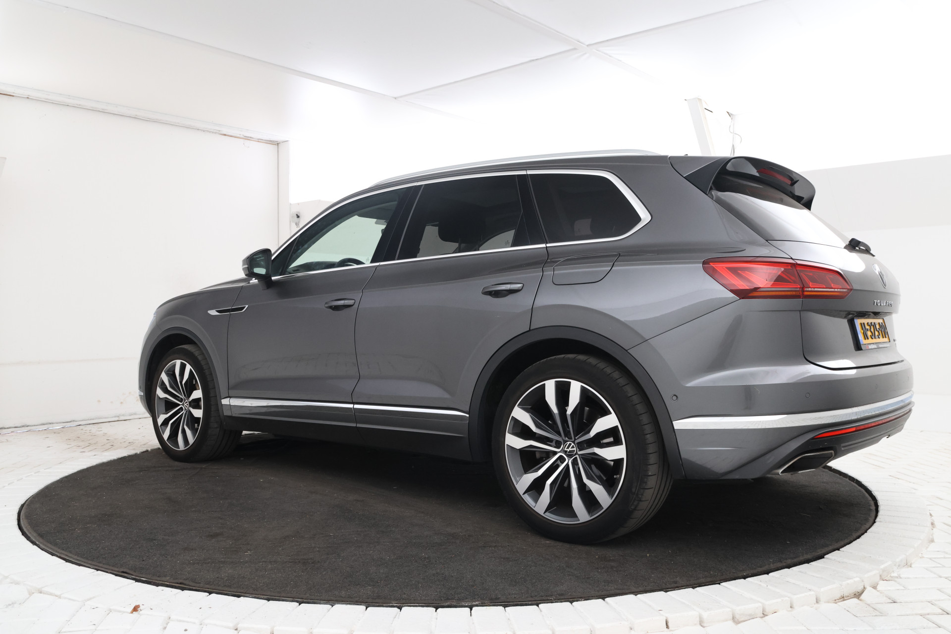 Foto van Volkswagen Touareg Ehybrid
