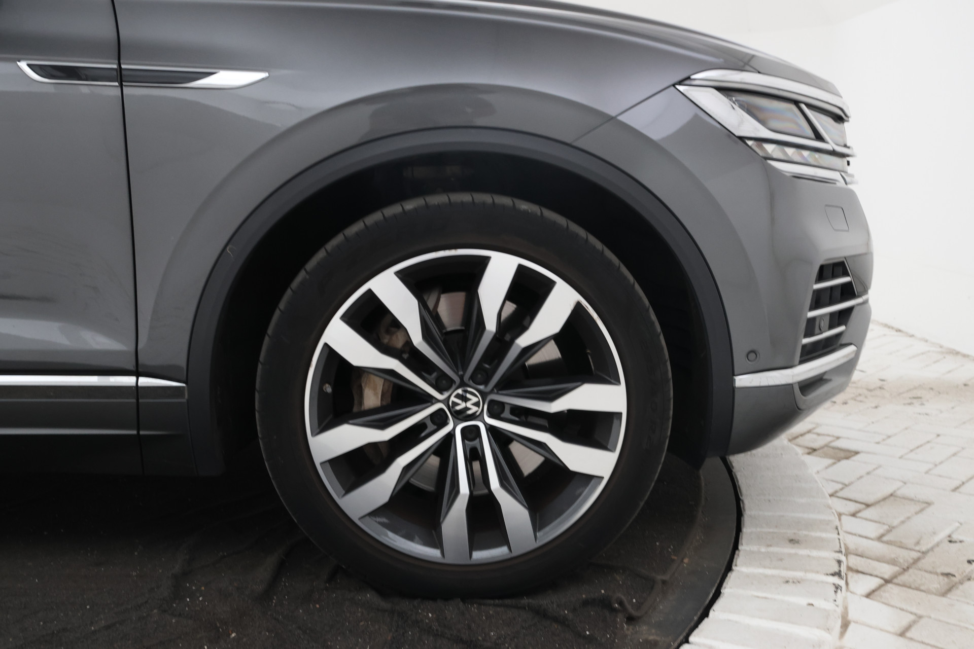 Foto van Volkswagen Touareg Ehybrid