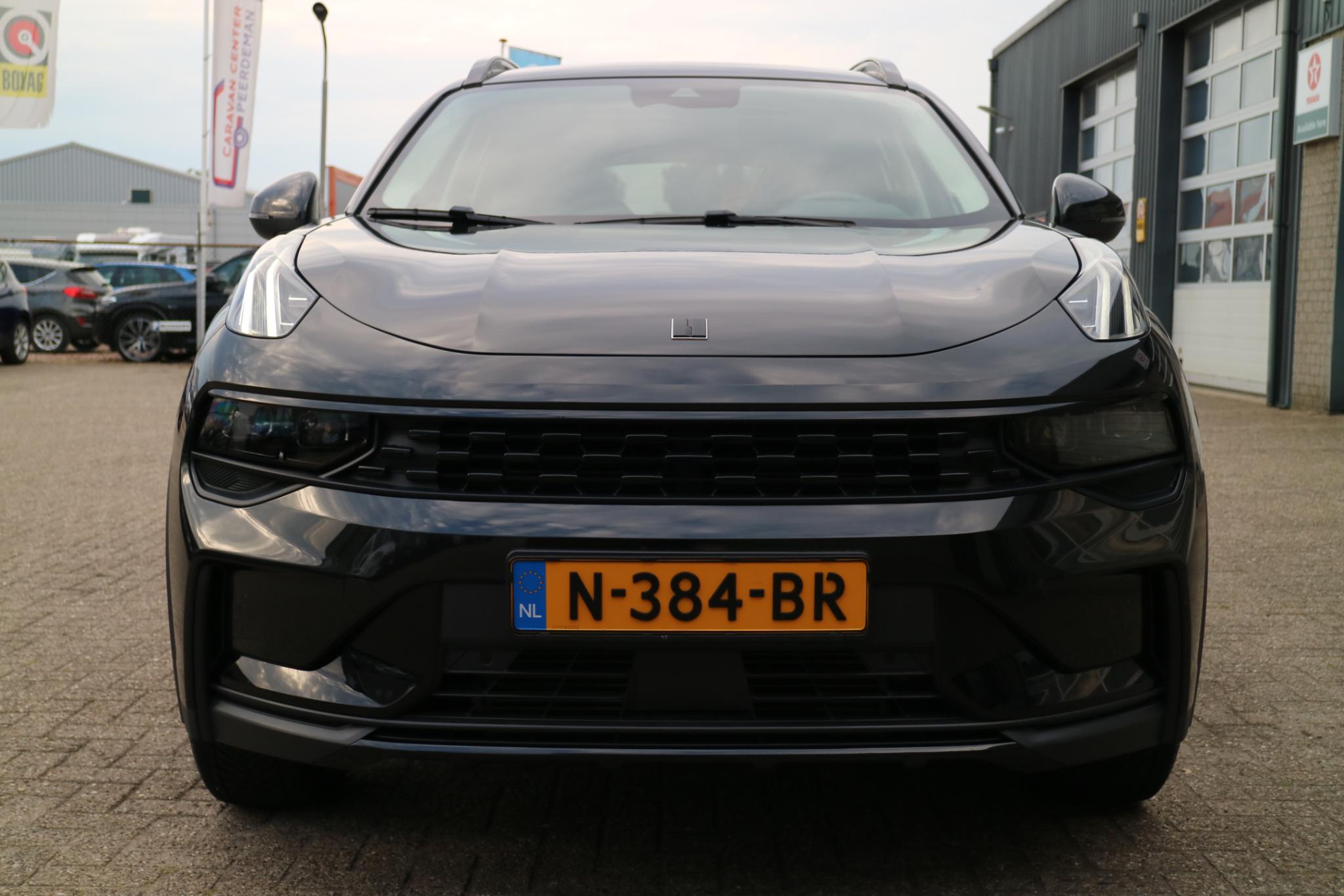 Foto van Lynk&co LYNK & Co 01