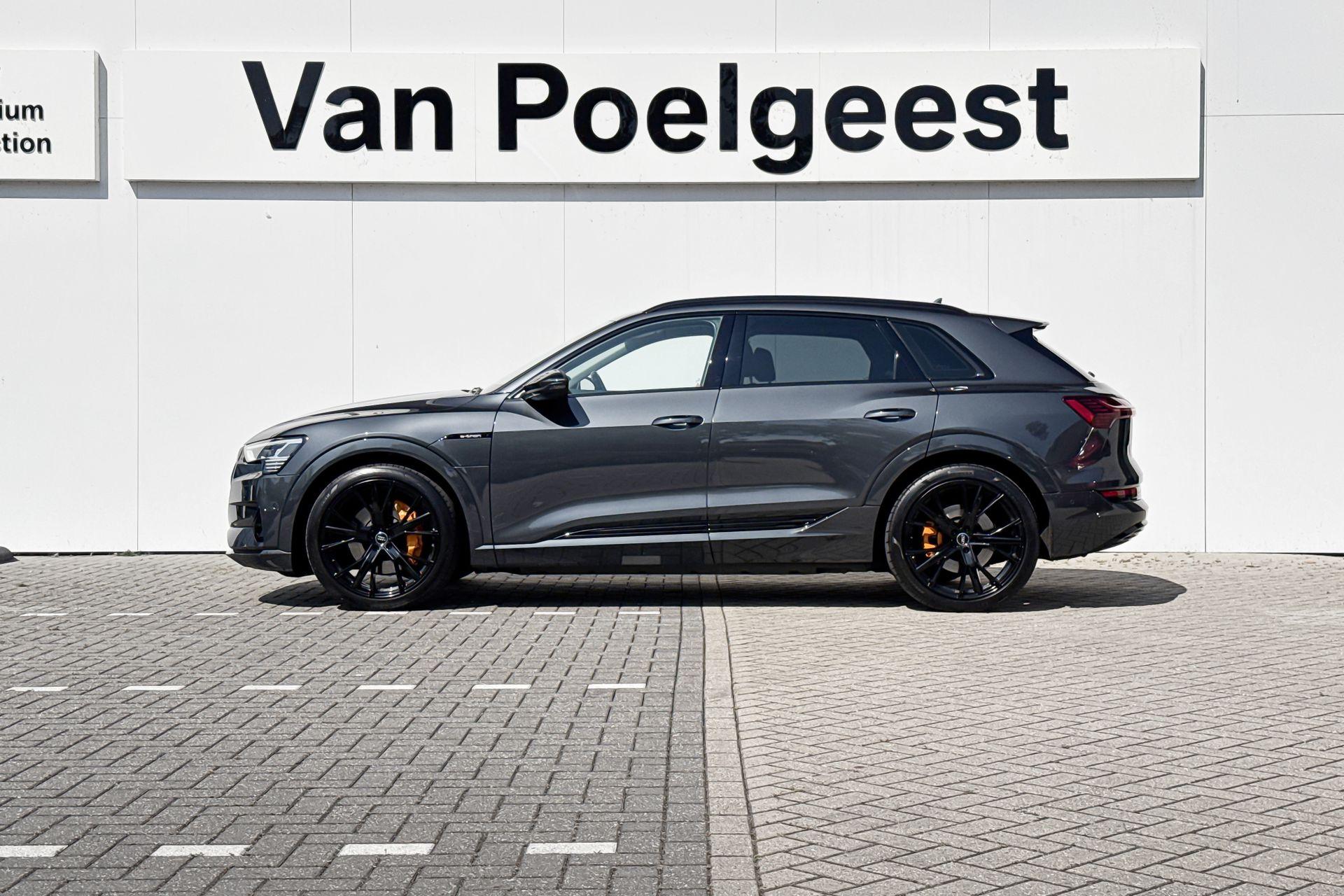 Foto van Audi E-tron 55