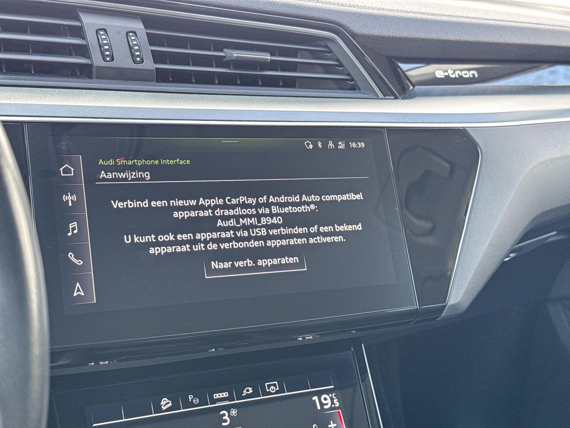 Foto van Audi E-tron 55