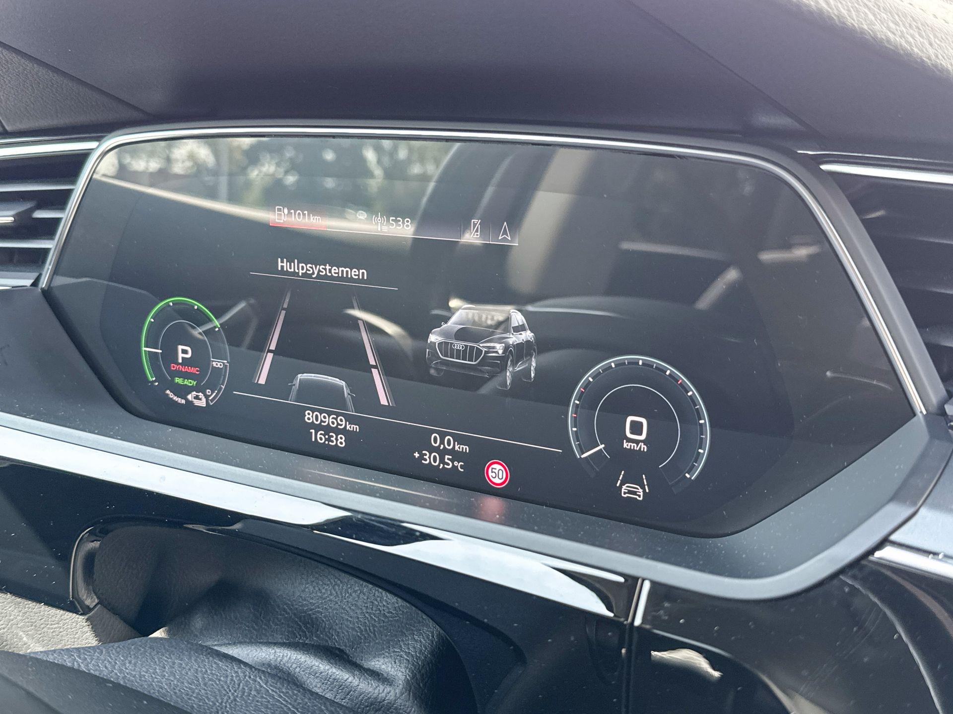 Foto van Audi E-tron 55