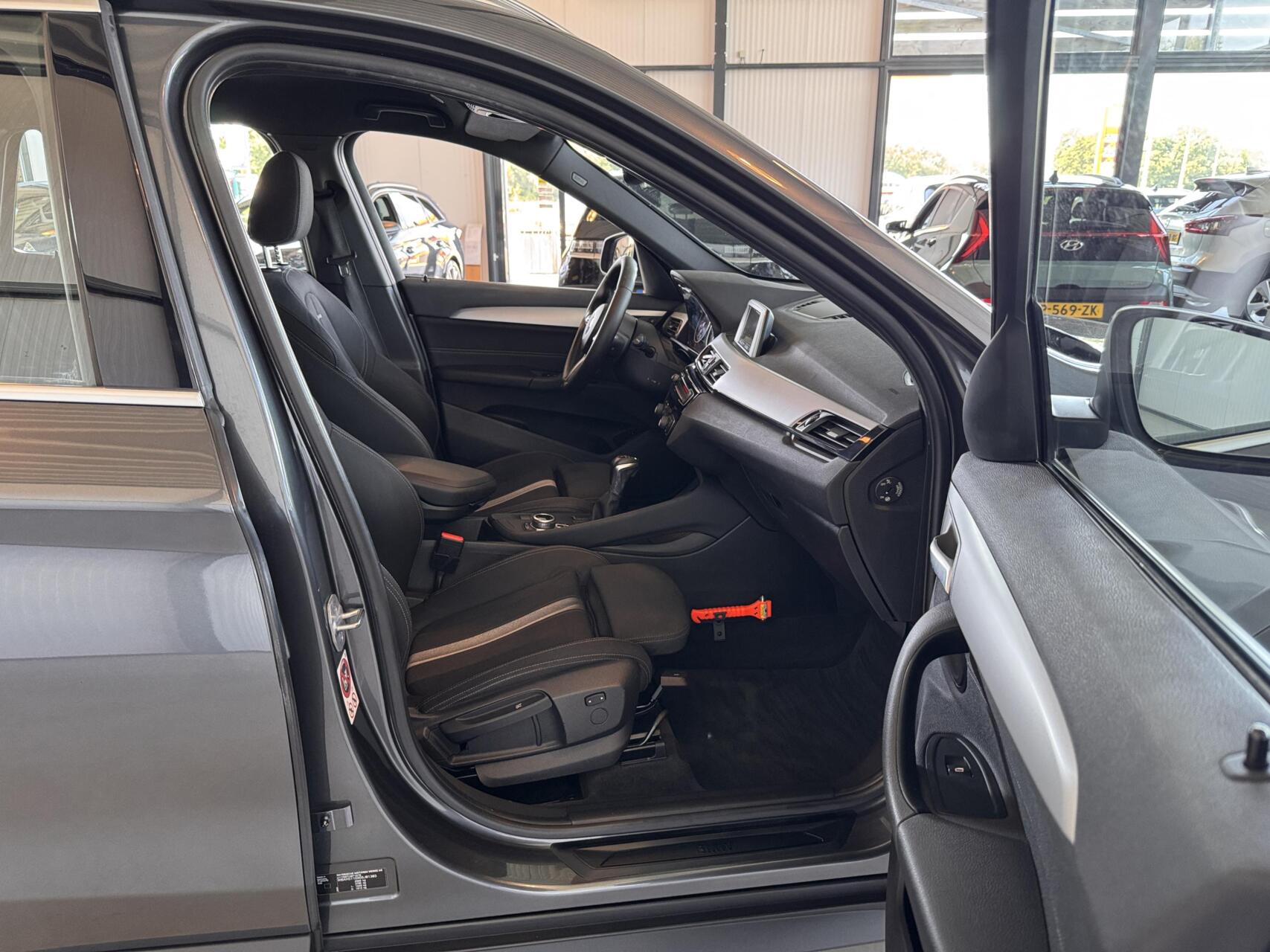 Foto van BMW X1 Sdrive18i