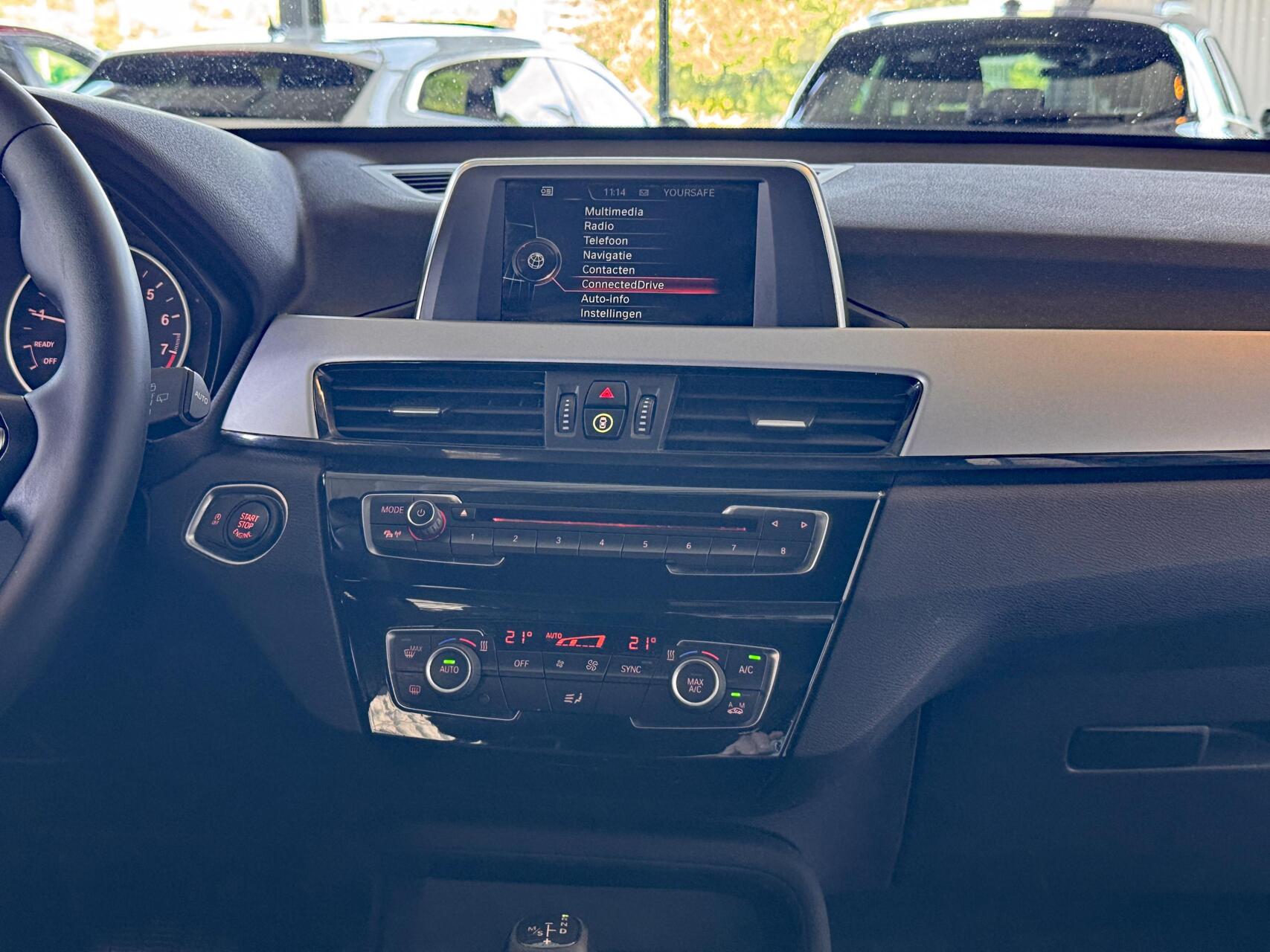 Foto van BMW X1 Sdrive18i