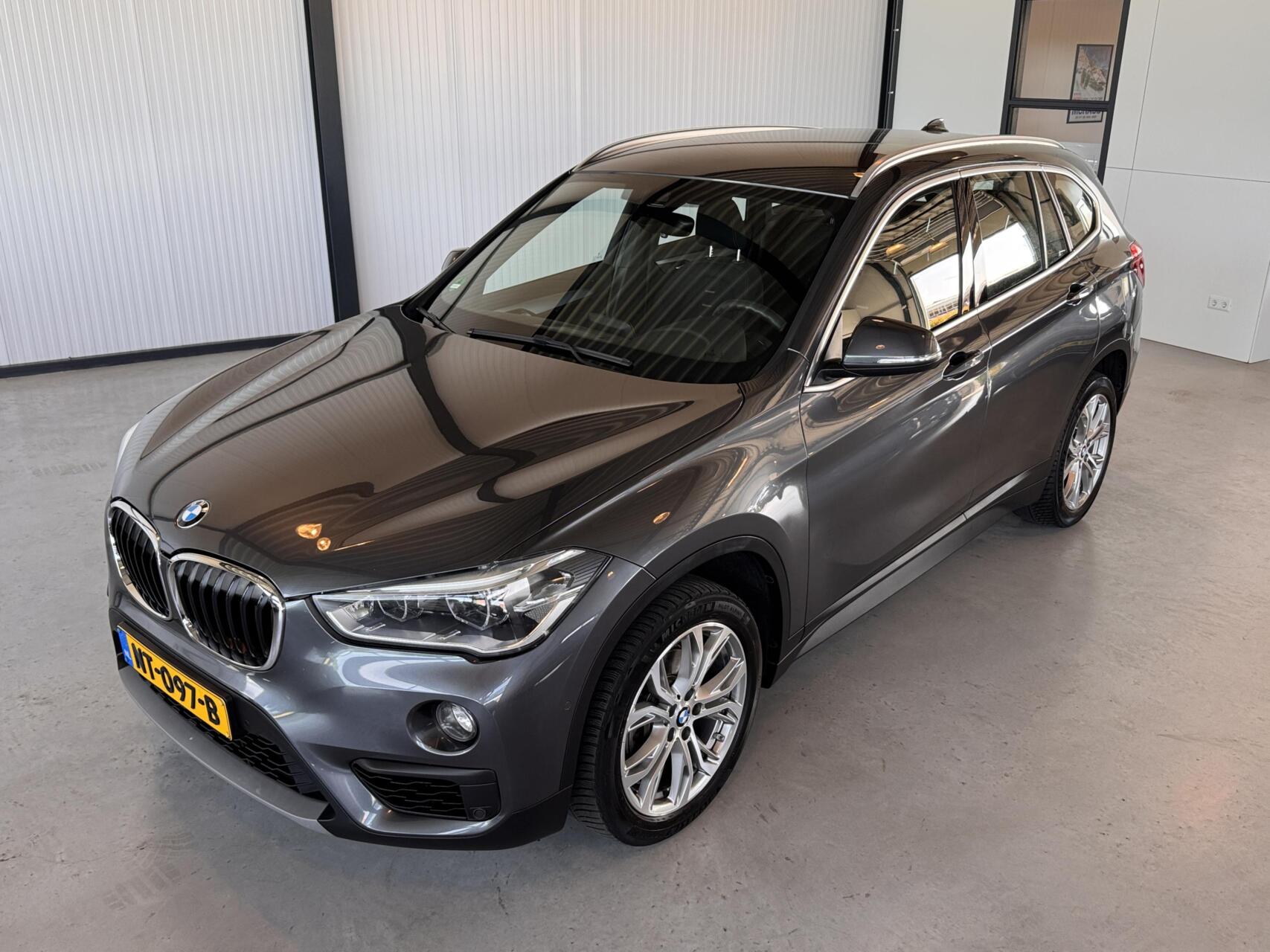 Foto van BMW X1 Sdrive18i
