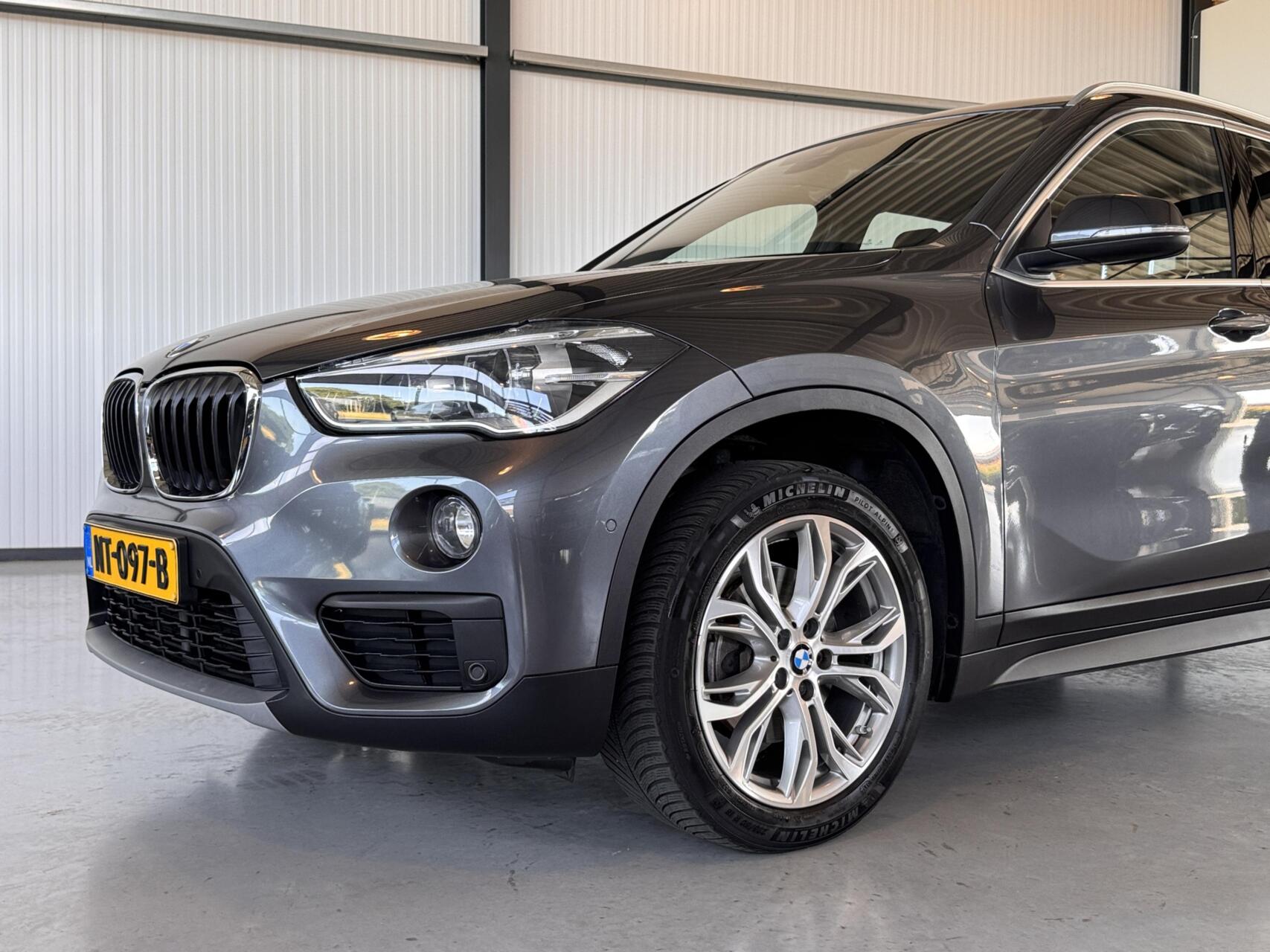 Foto van BMW X1 Sdrive18i