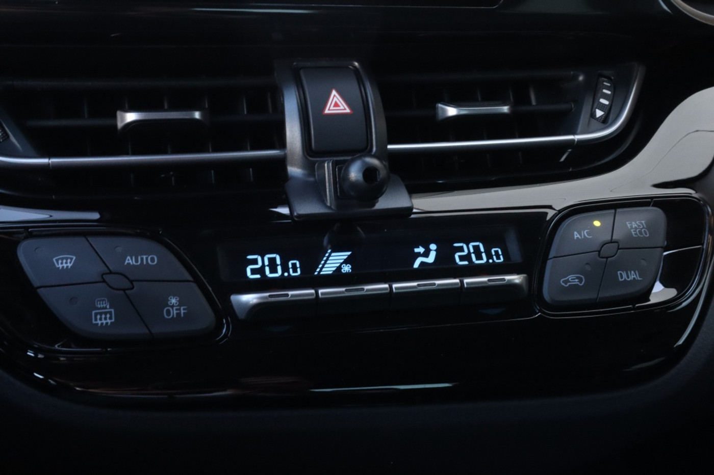 Foto van Toyota Toyota C-hr