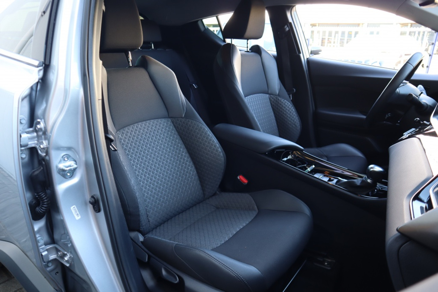 Foto van Toyota Toyota C-hr