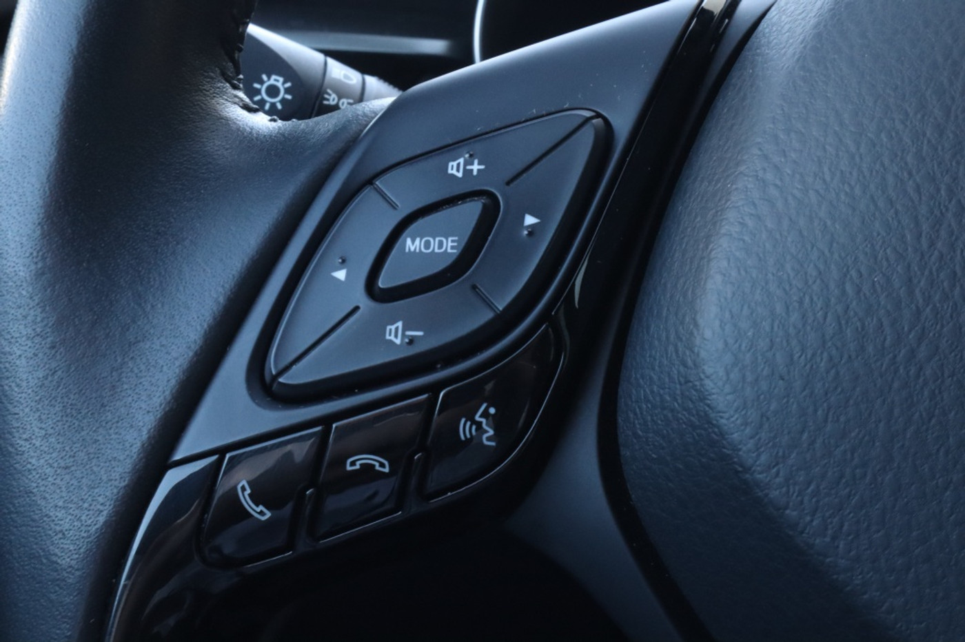 Foto van Toyota Toyota C-hr