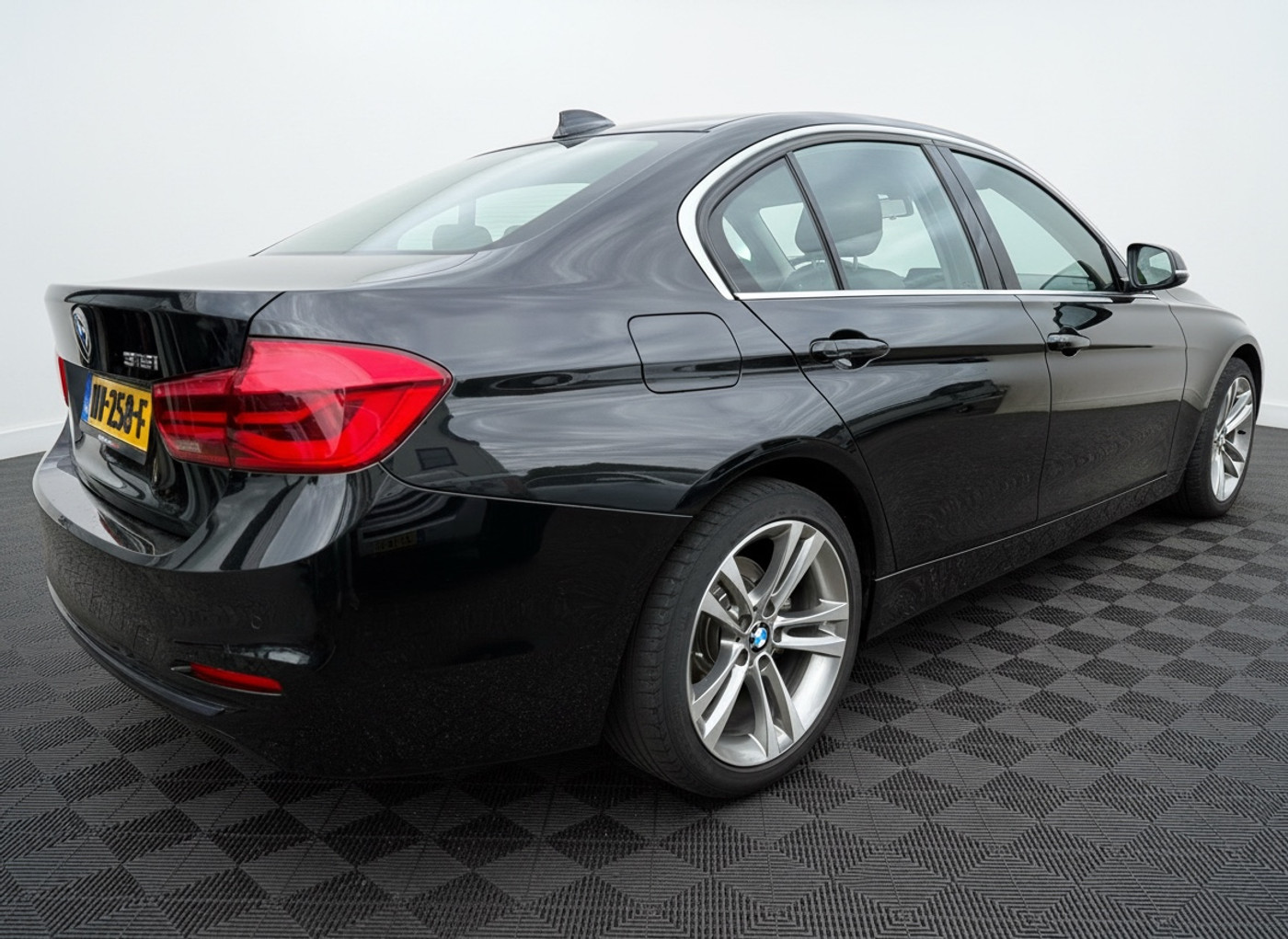 Foto van BMW 318i