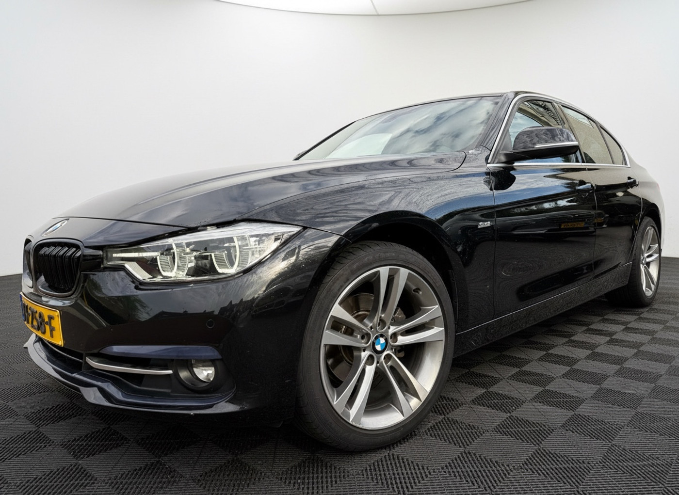 Foto van BMW 318i