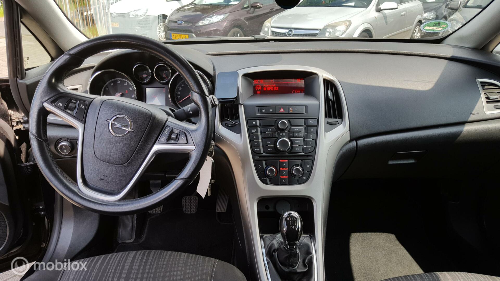 Foto van Opel Astra Sports Tourer