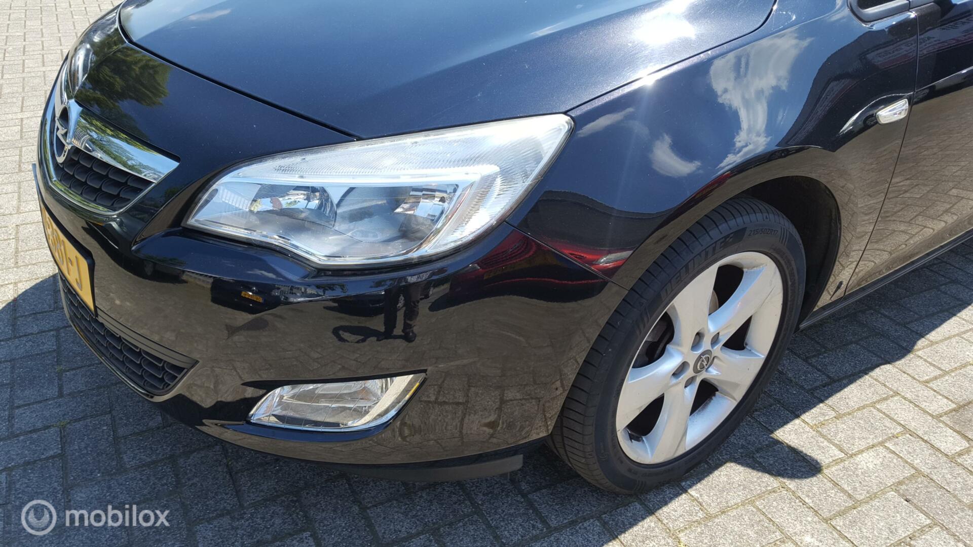 Foto van Opel Astra Sports Tourer