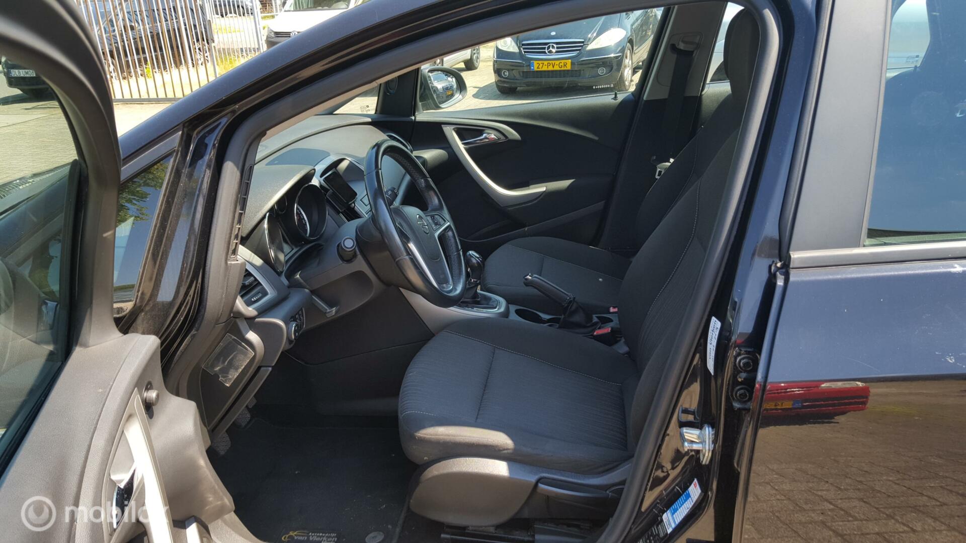 Foto van Opel Astra Sports Tourer