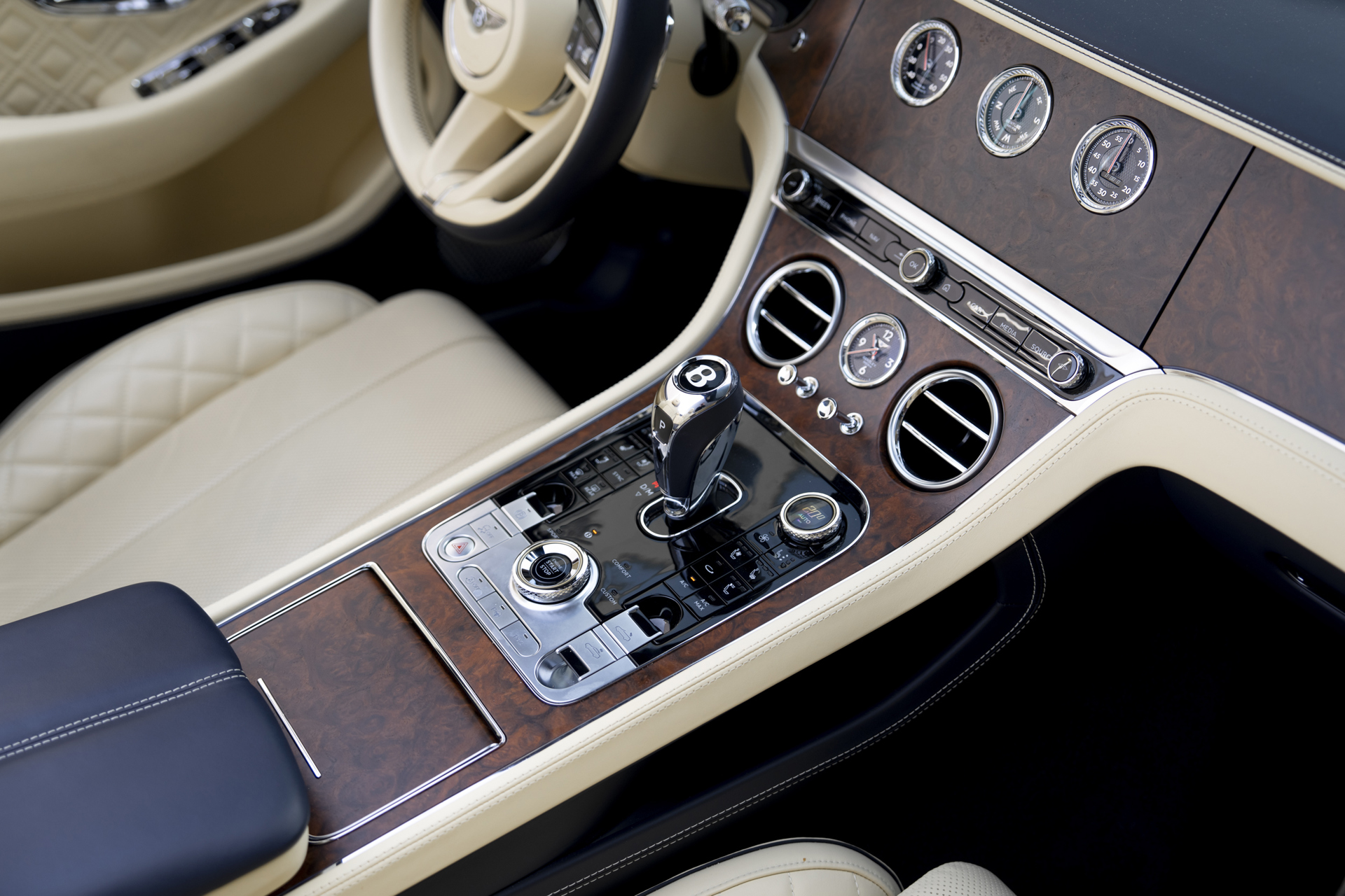 Foto van Bentley Continental GT V8 Convertible