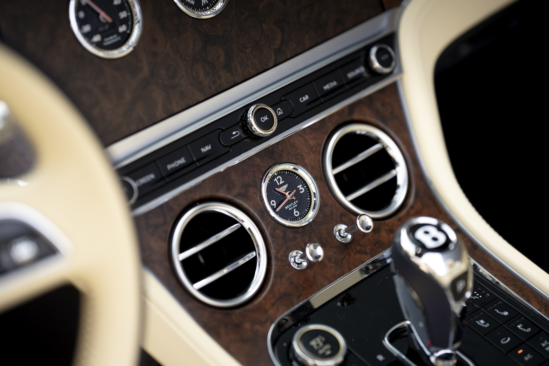 Foto van Bentley Continental GT V8 Convertible