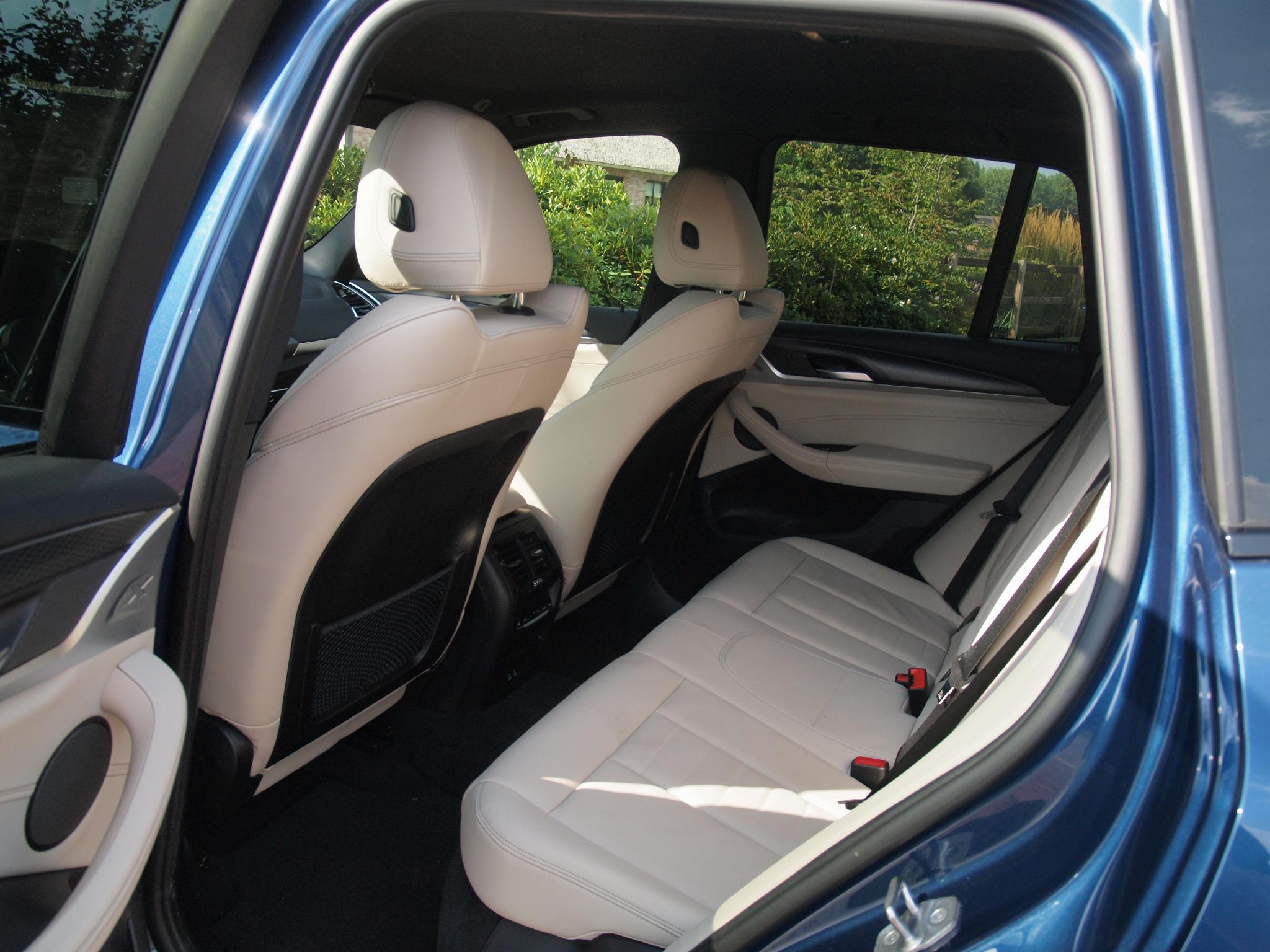 Foto van BMW X3 Xdrive30e