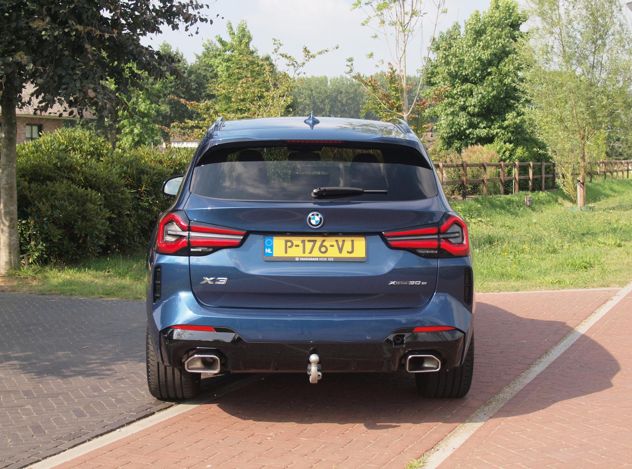 Foto van BMW X3 Xdrive30e