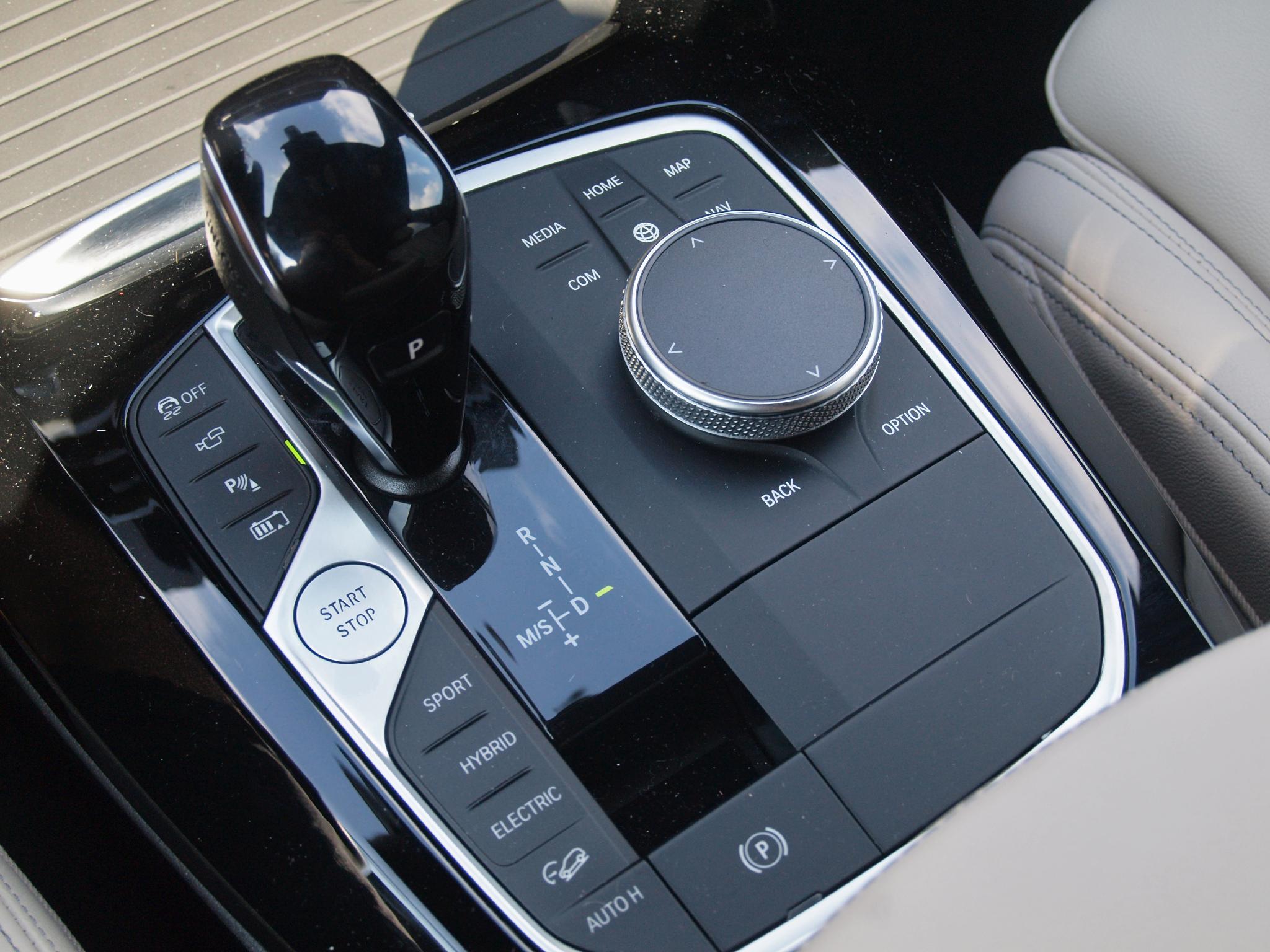 Foto van BMW X3 Xdrive30e