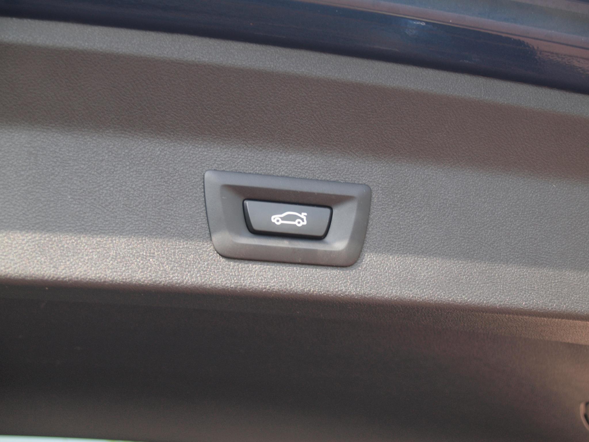 Foto van BMW X3 Xdrive30e