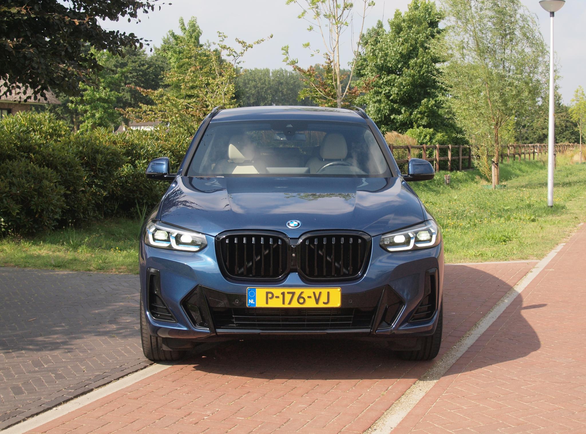 Foto van BMW X3 Xdrive30e