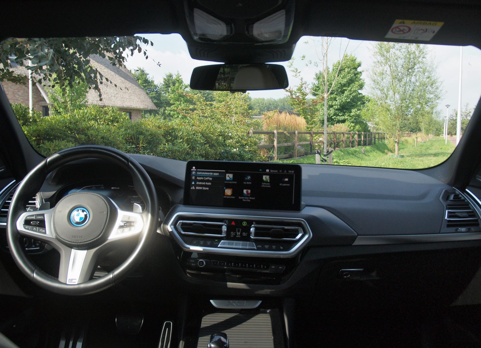 Foto van BMW X3 Xdrive30e