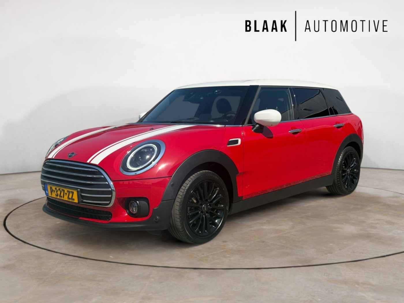Mini Clubman Cooper 1.5 Cooper Business Edition | leer | head-up | trekhaak | NL-auto 2022 - voorkant